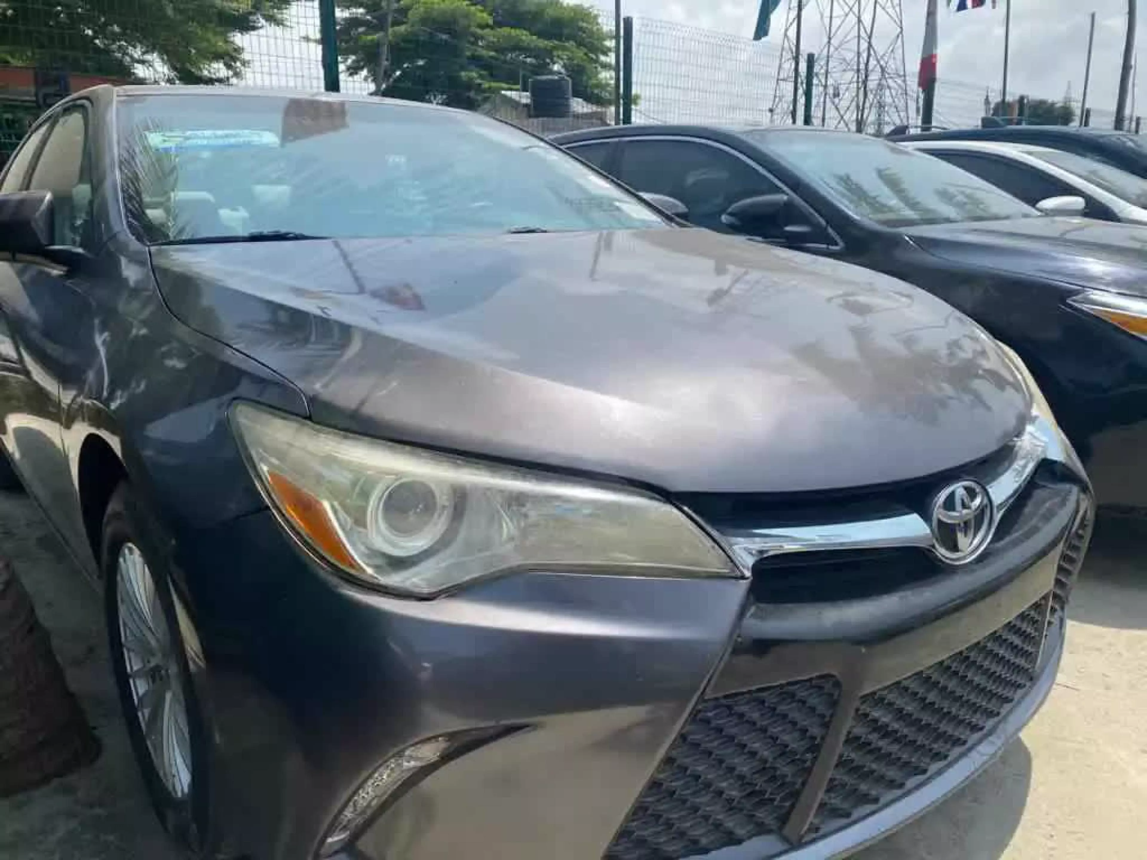 Toyota Camry - 2015