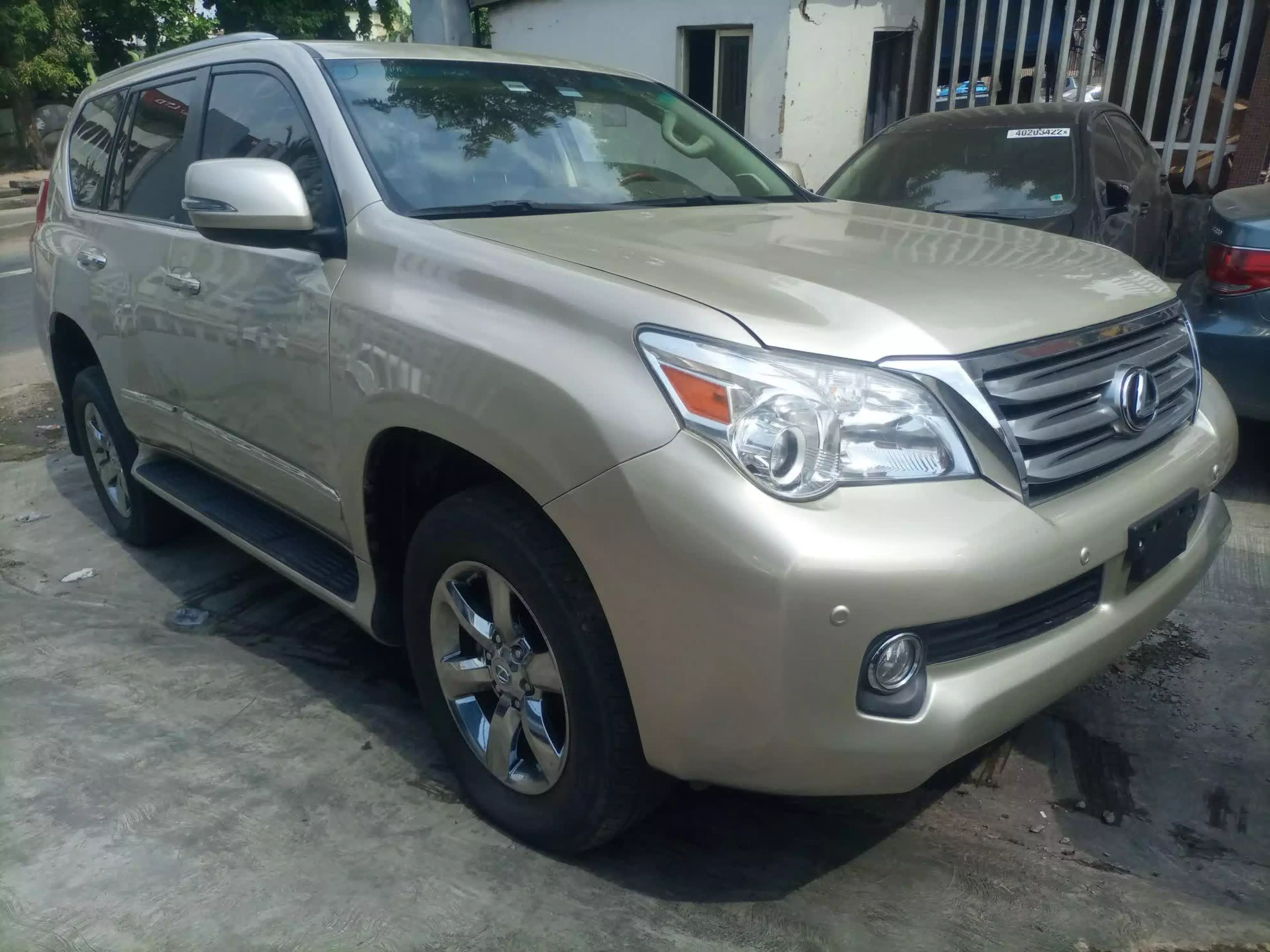 Lexus GX 460  - 2013