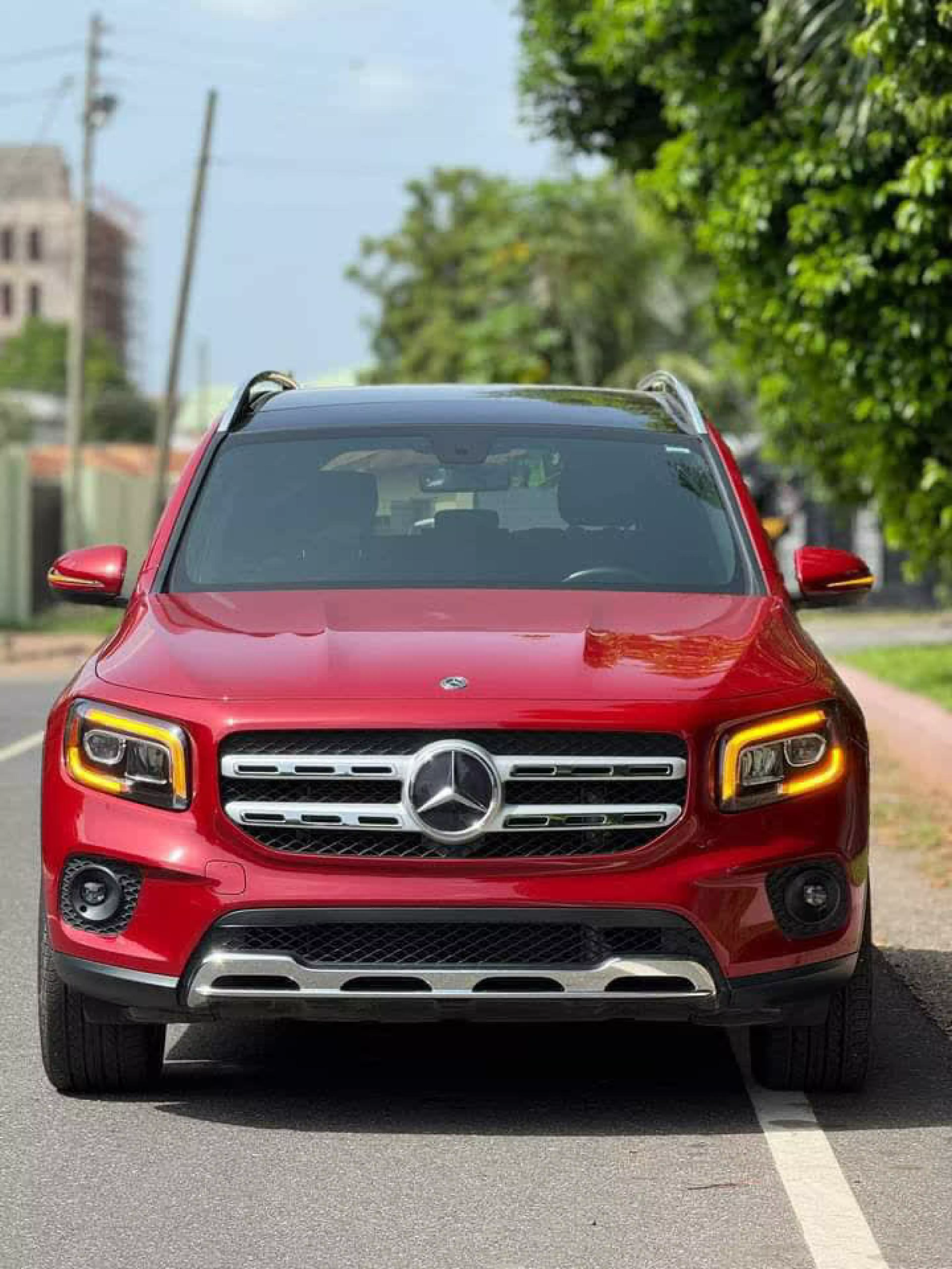 Mercedes-Benz GLB 250 - 2021