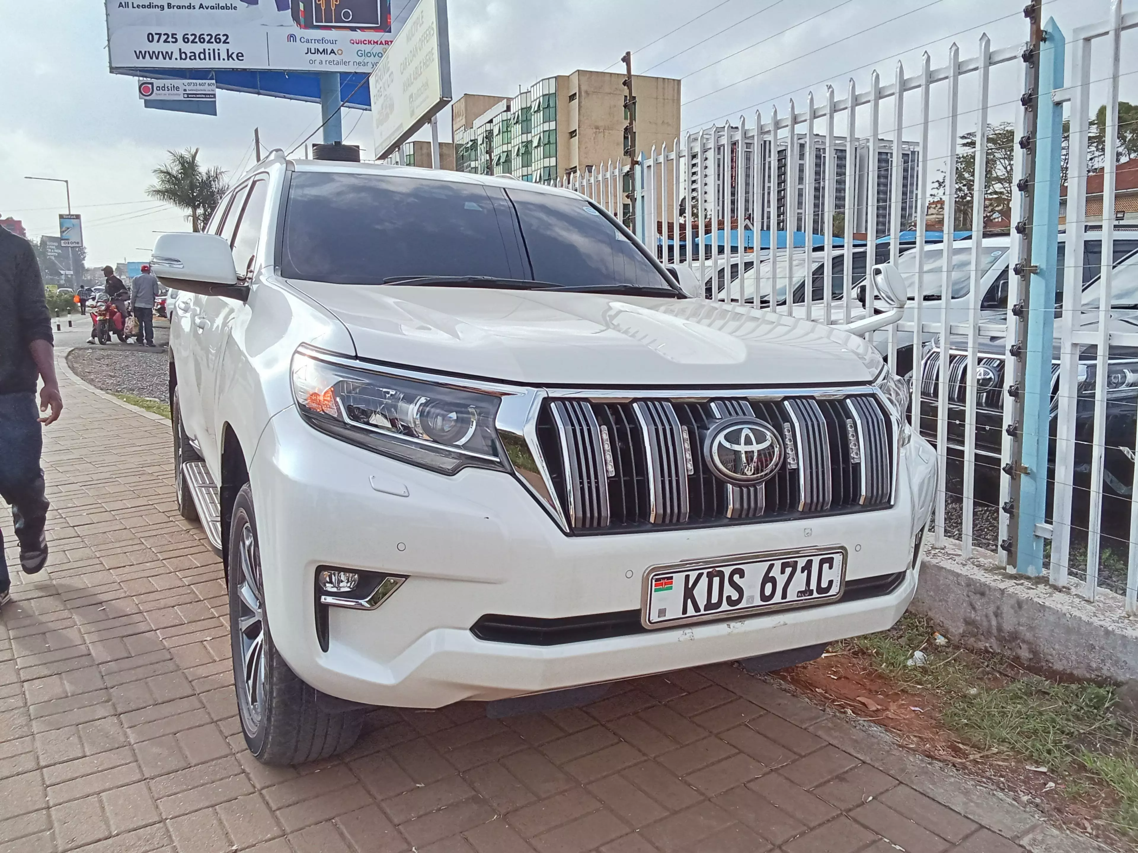 Toyota Landcruiser prado TX  - 2017