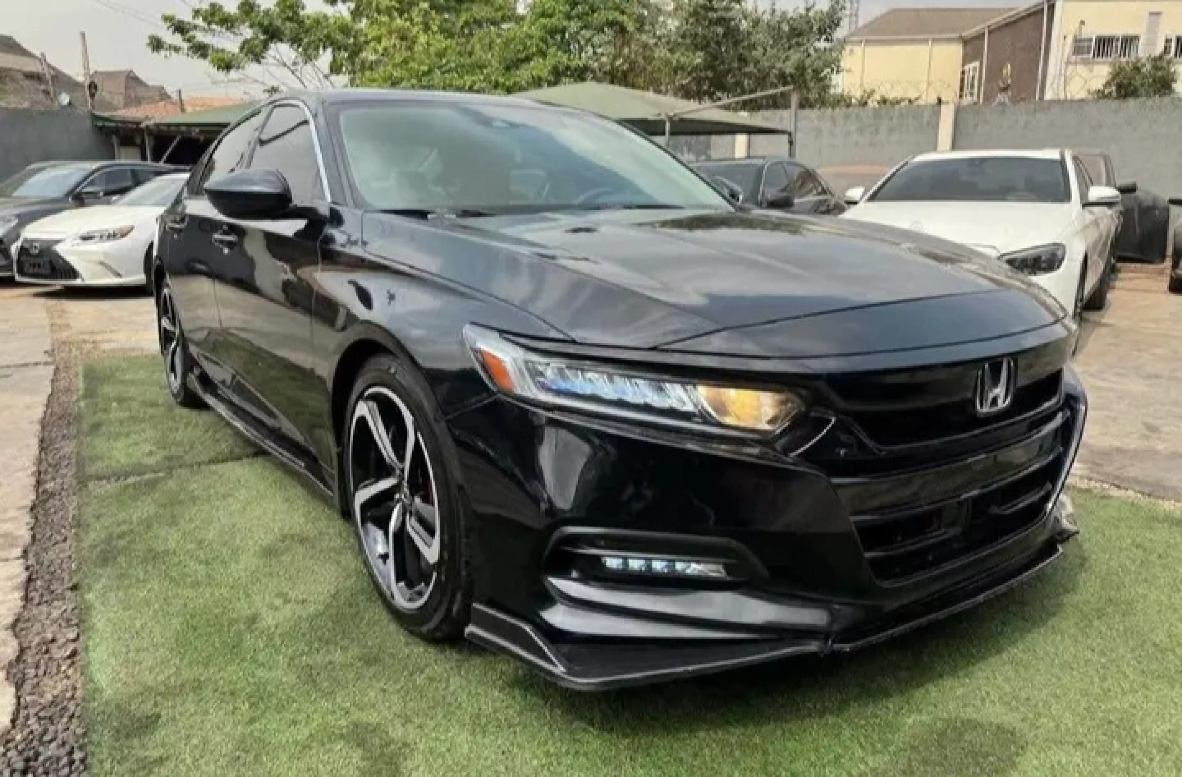 Honda Accord - 2018