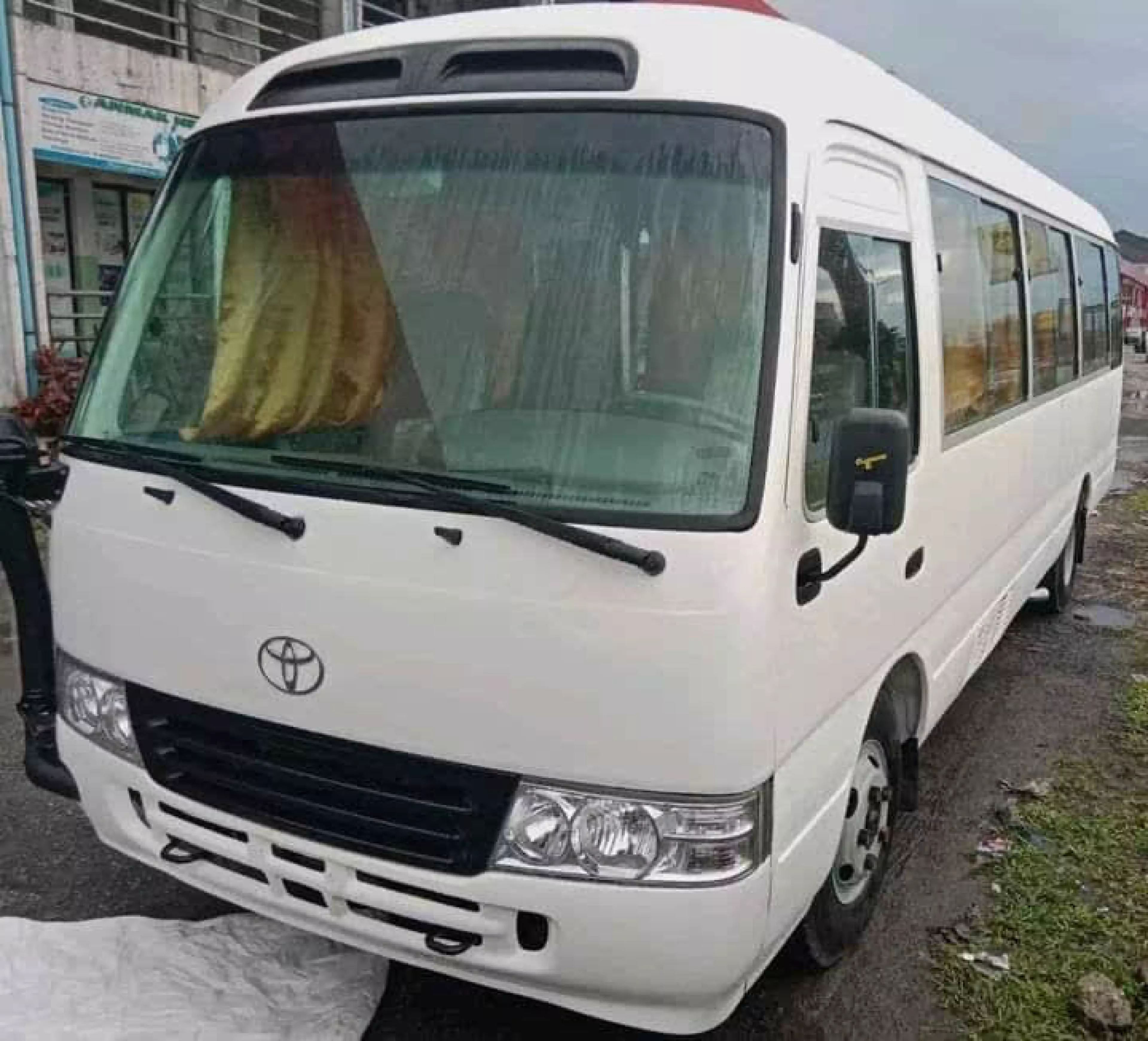 Toyota Coaster - 2012