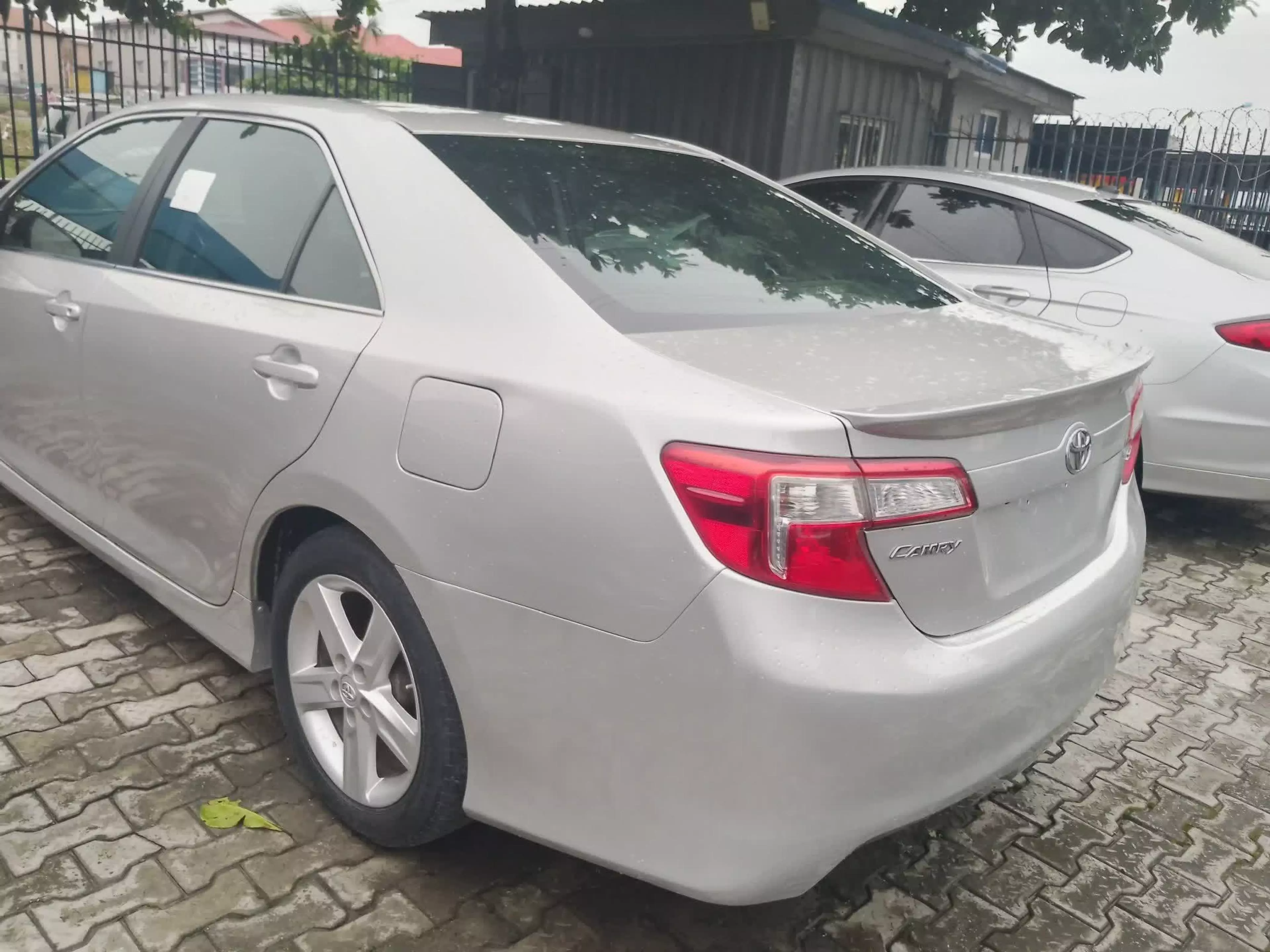 Toyota Camry  - 2014