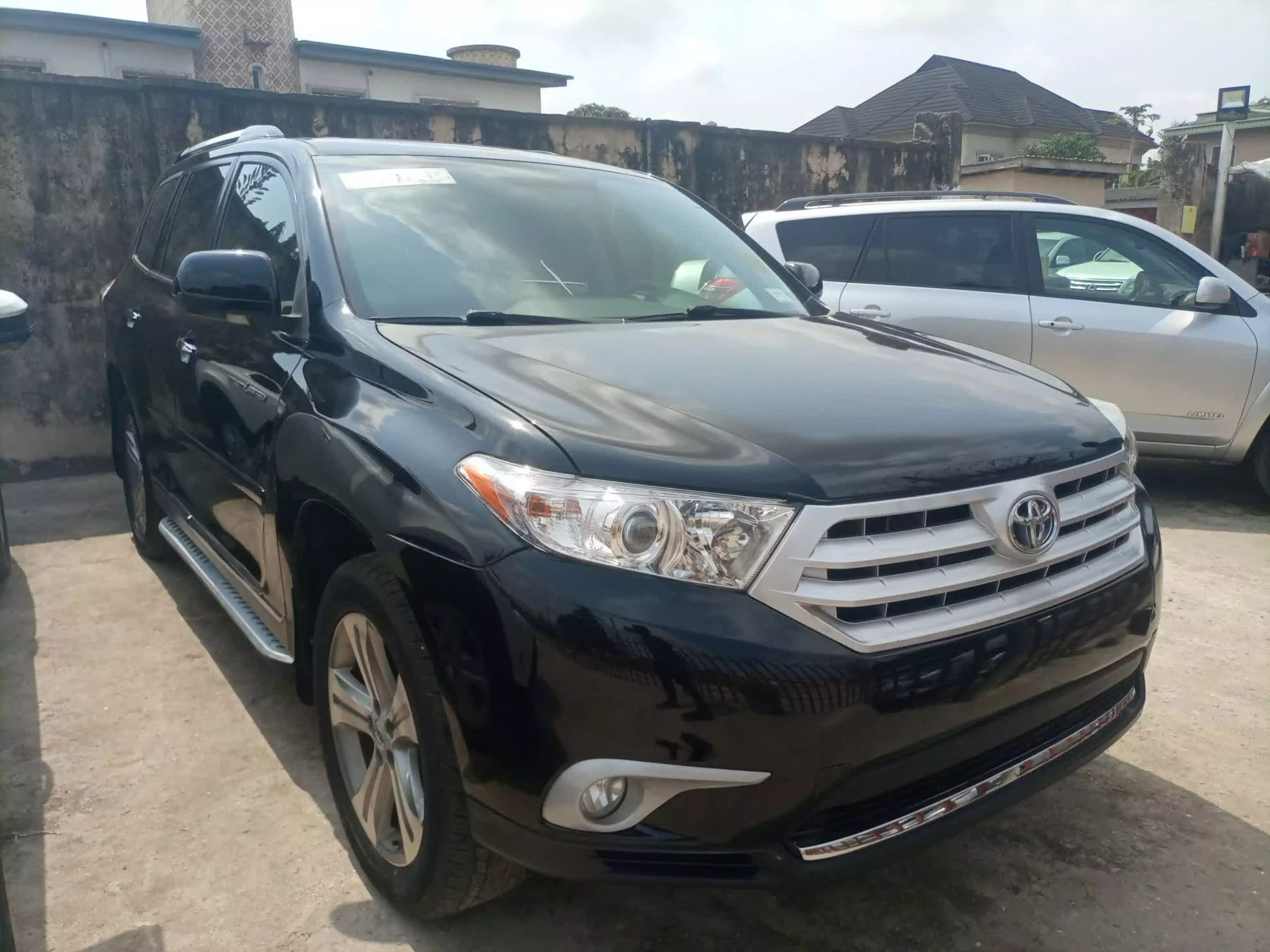 Toyota Highlander - 2012