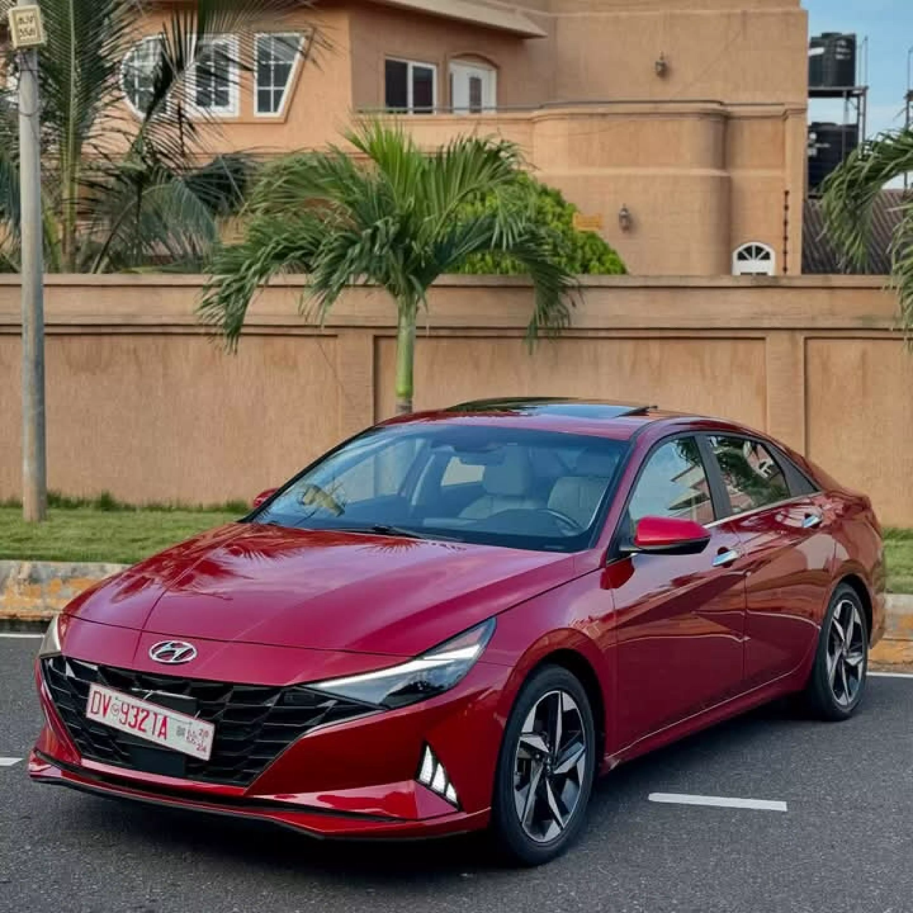 Hyundai Elantra  - 2021