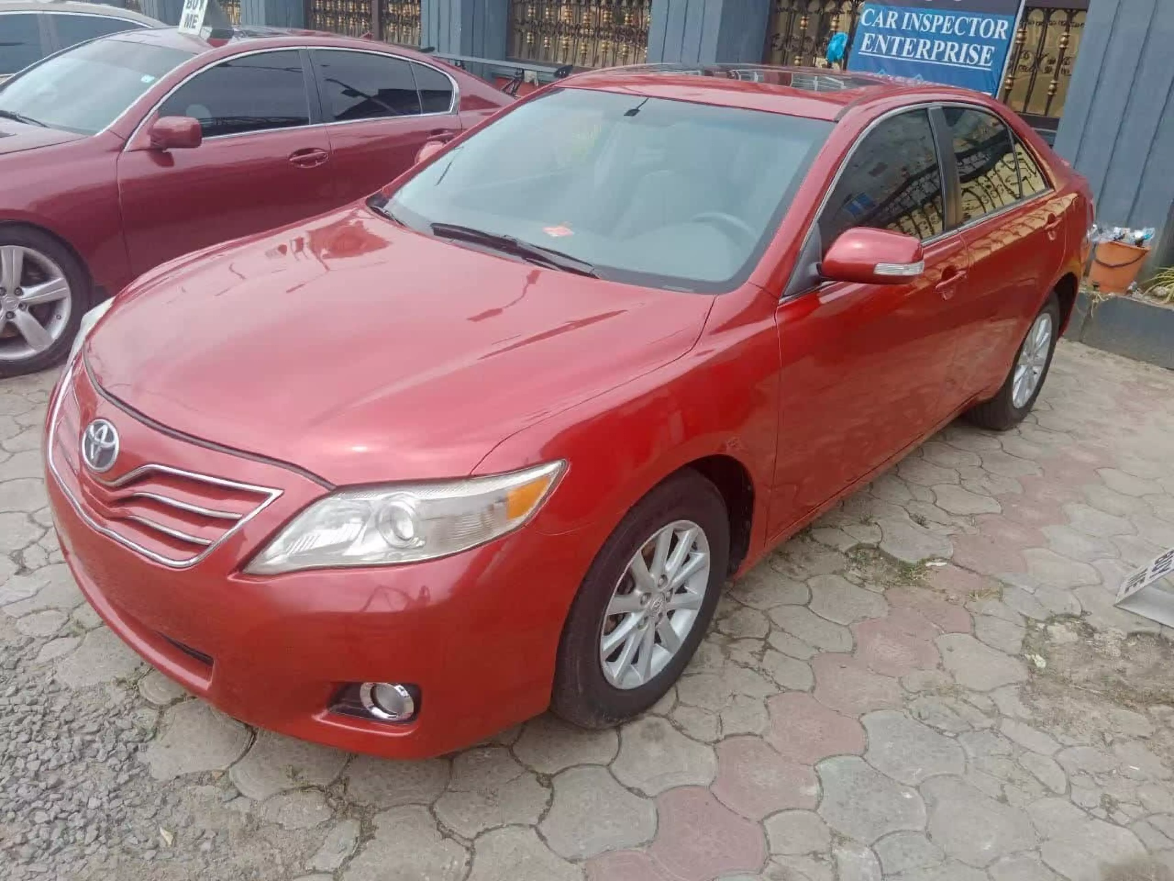 Toyota Camry - 2010