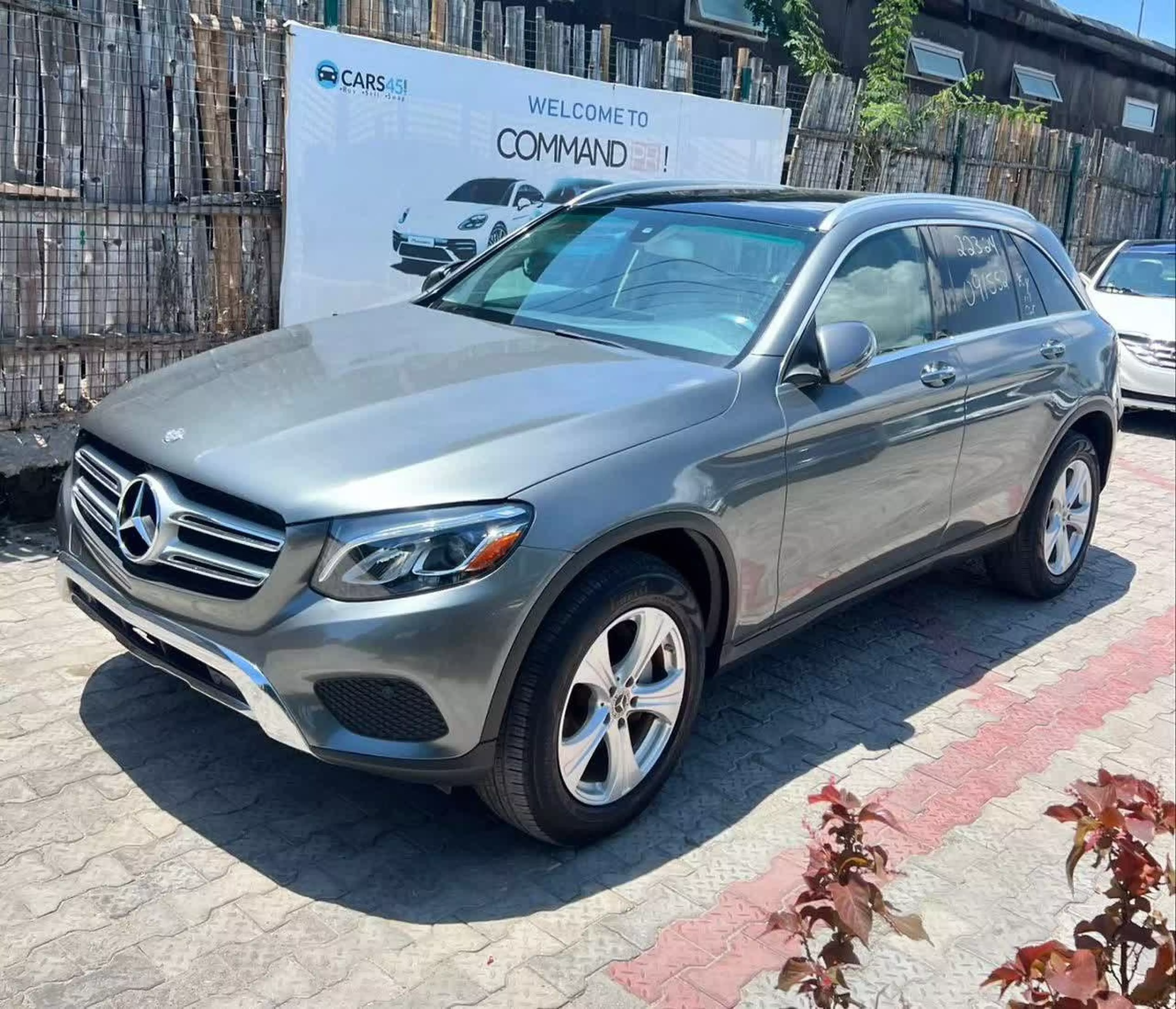 Mercedes-Benz GLC 300 - 2018