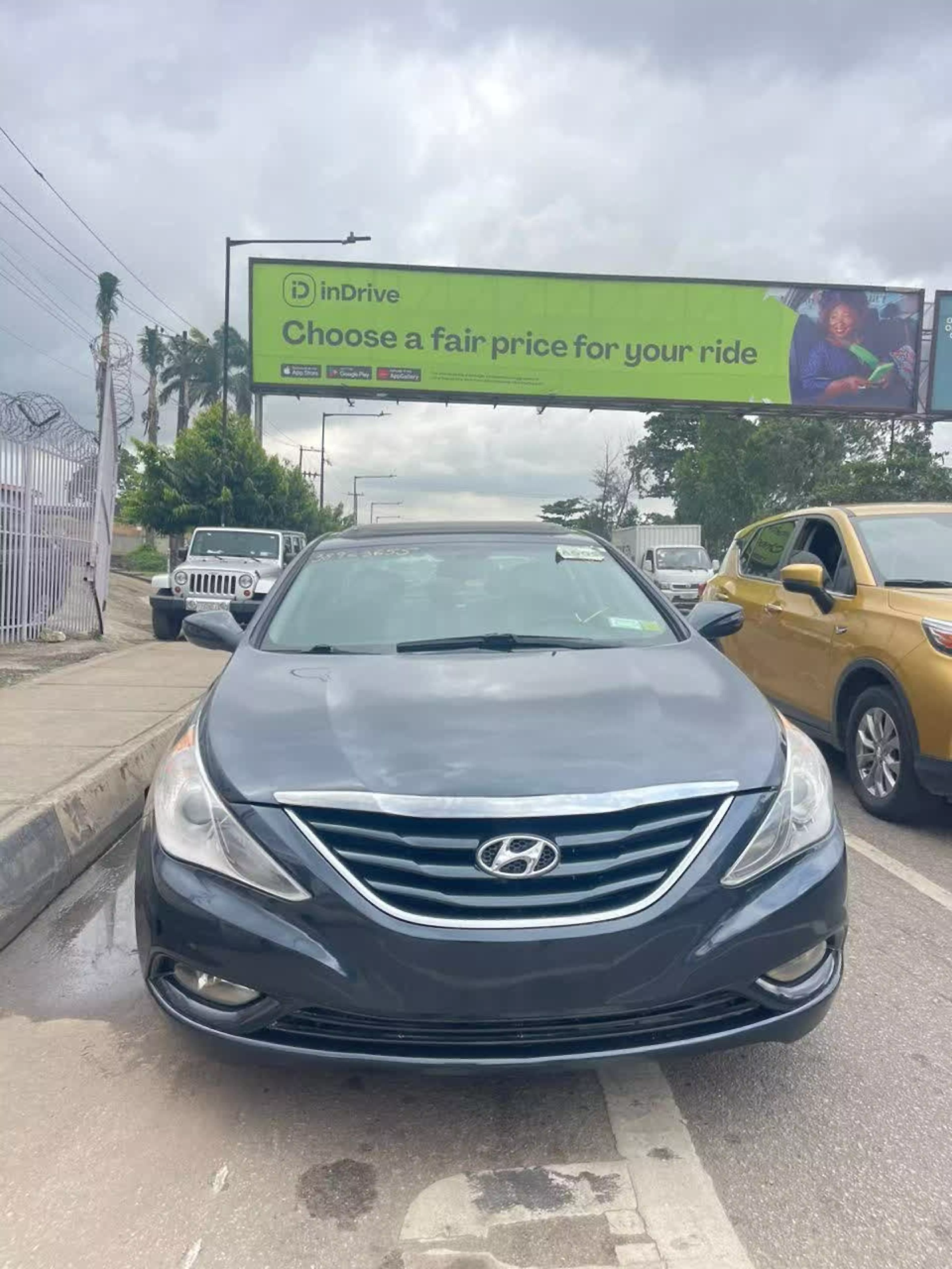 Hyundai Sonata - 2013