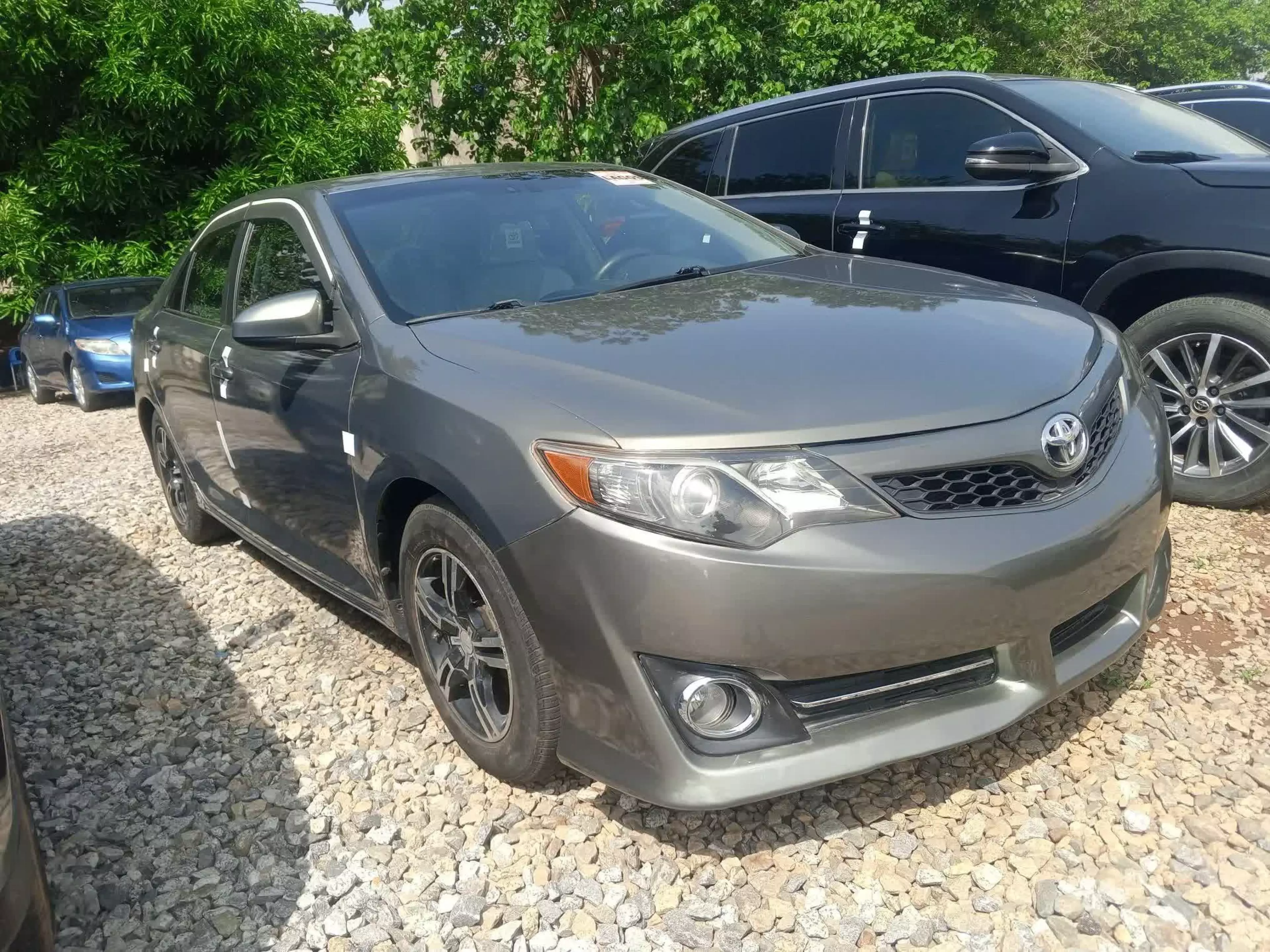 Toyota Camry - 2013