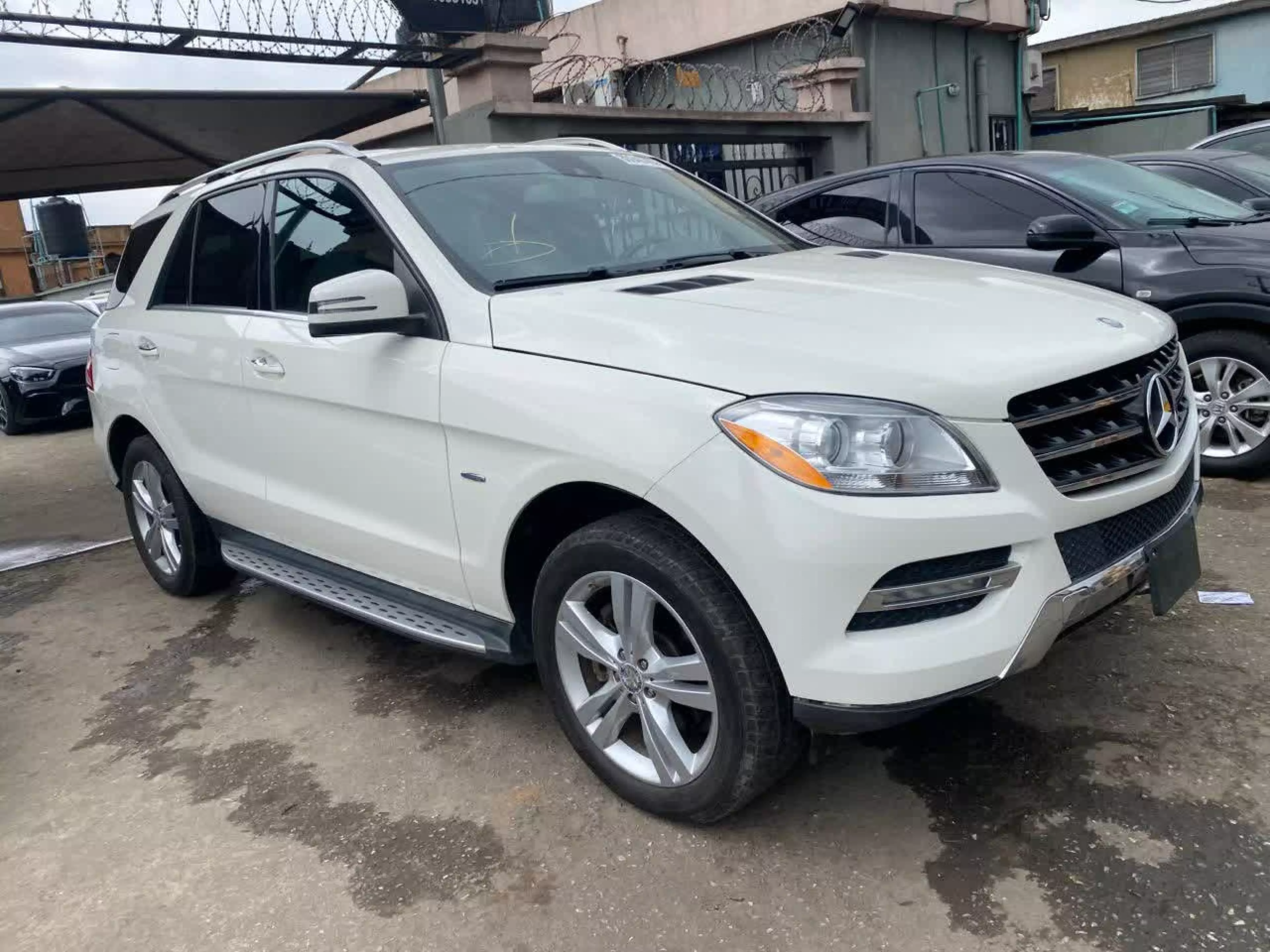 Mercedes-Benz ML 350  - 2012