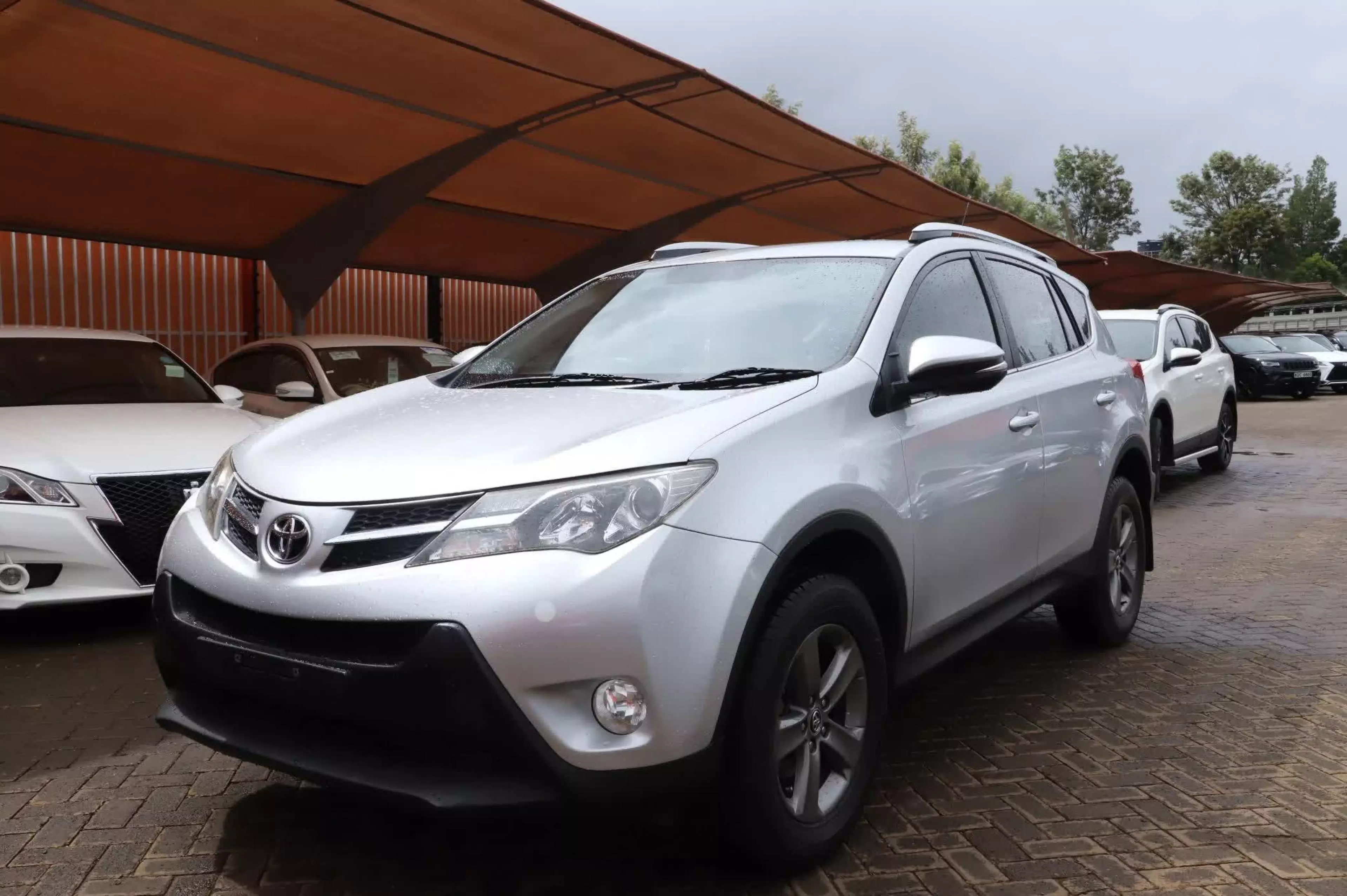 Toyota RAV 4 - 2015