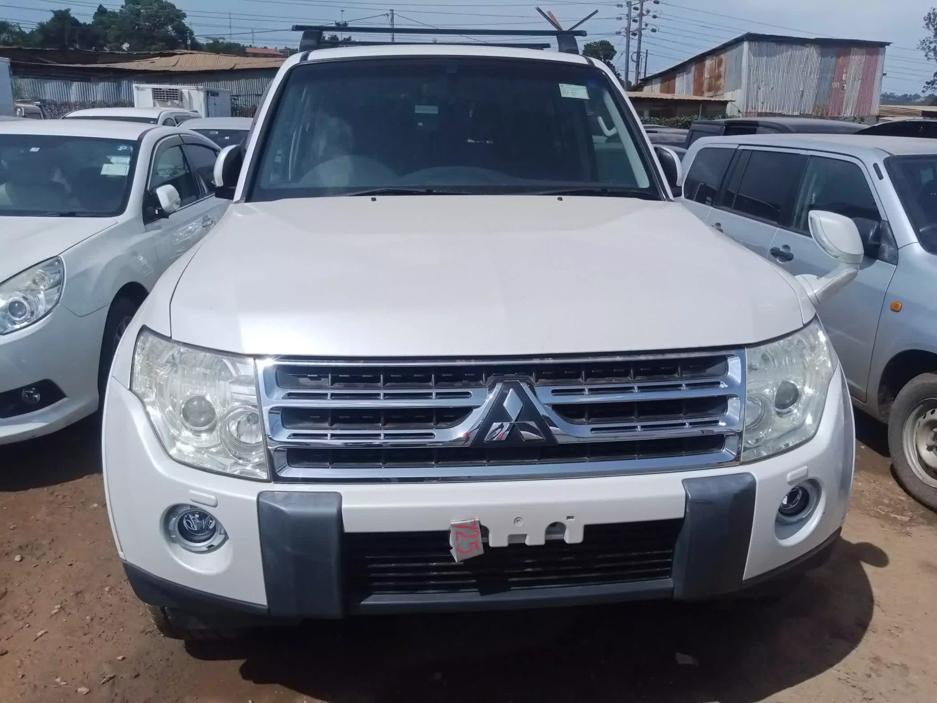 Mitsubishi Pajero  - 2010