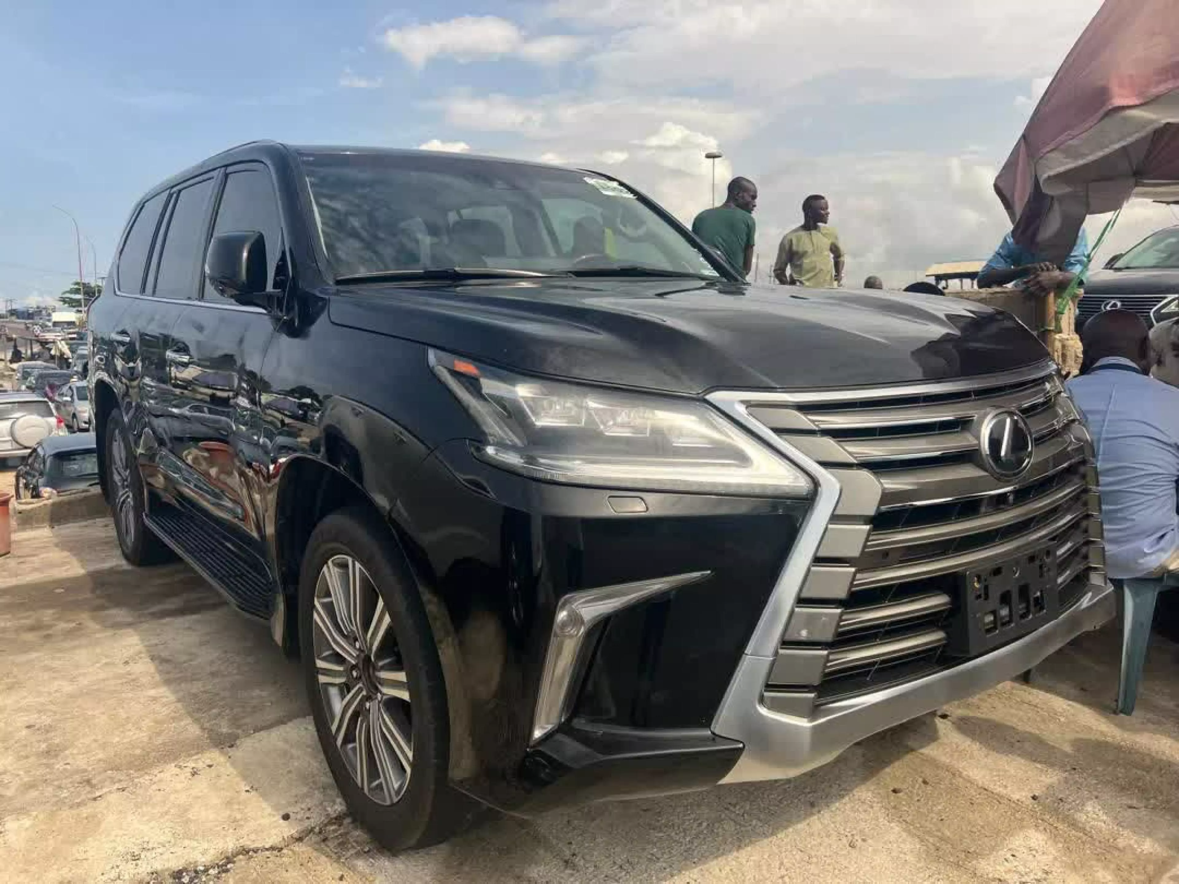 Lexus LX 570  - 2014