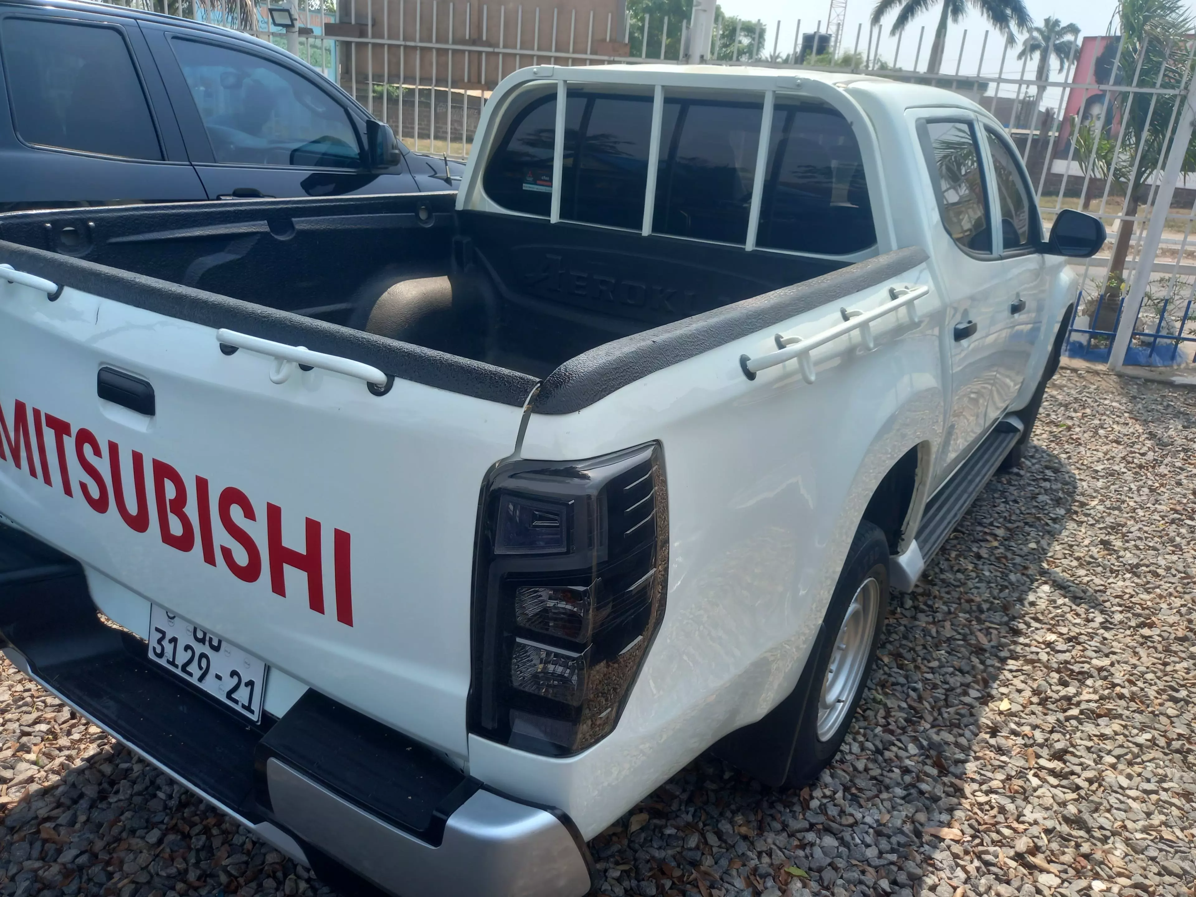 Mitsubishi L200  - 2021