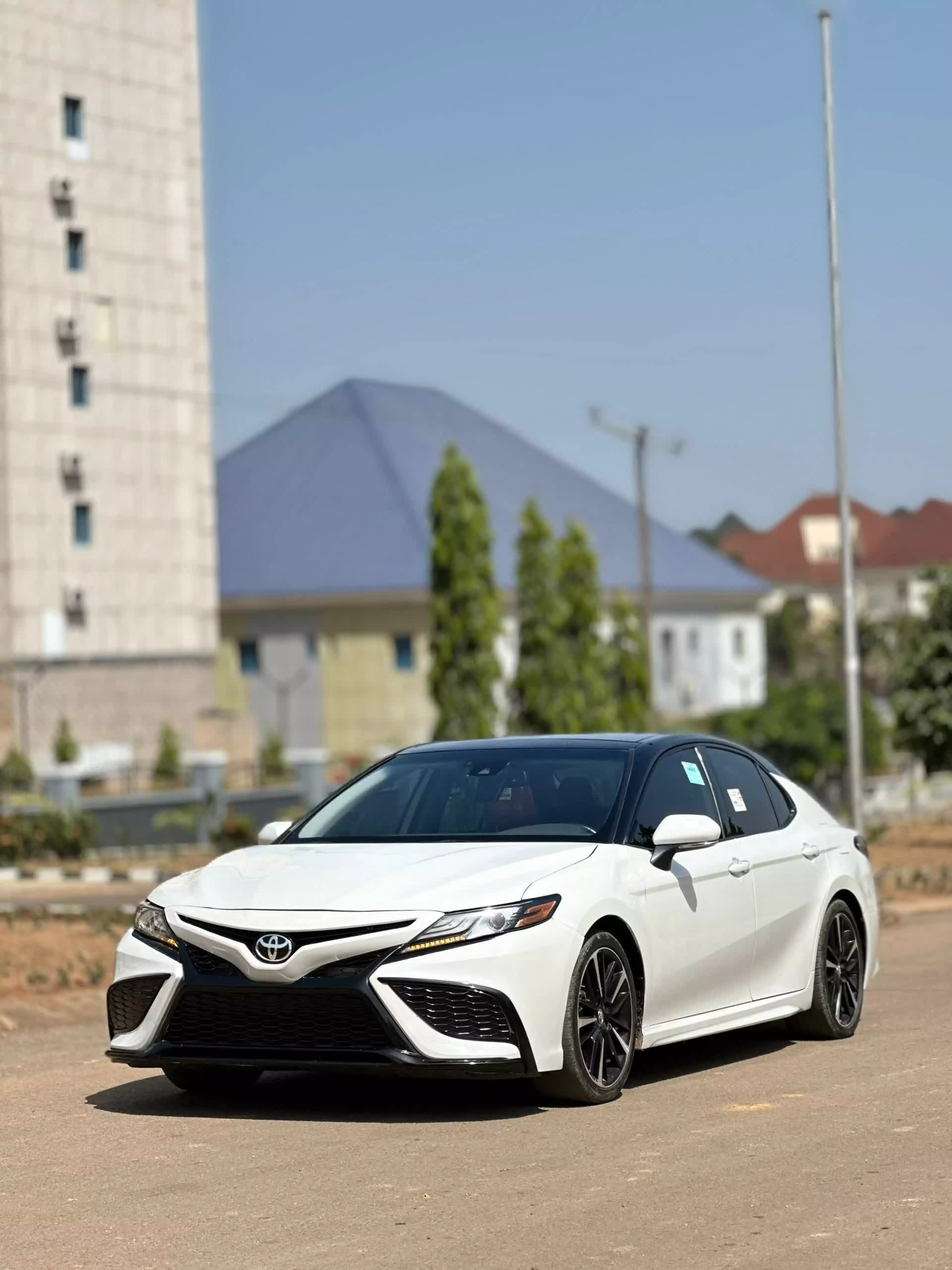 Toyota Camry - 2020