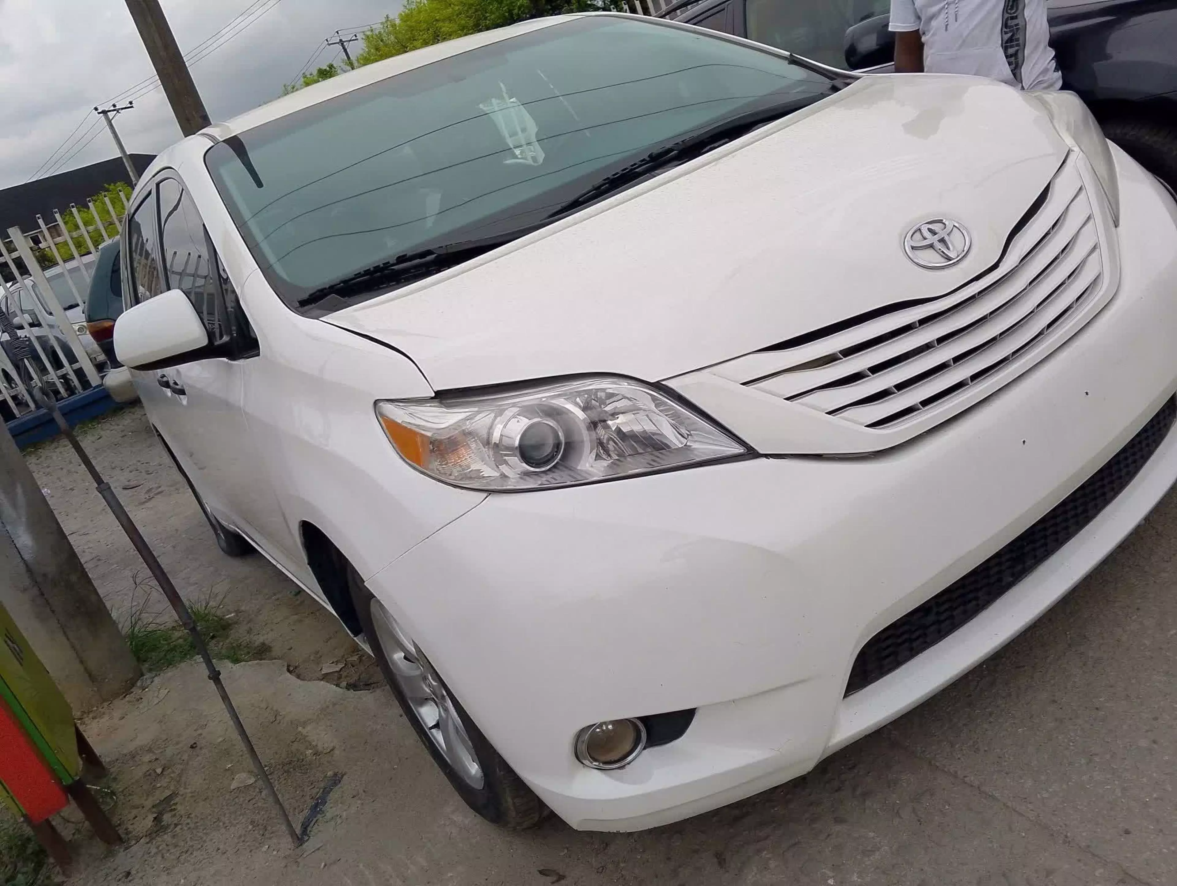 Toyota Sienna - 2015