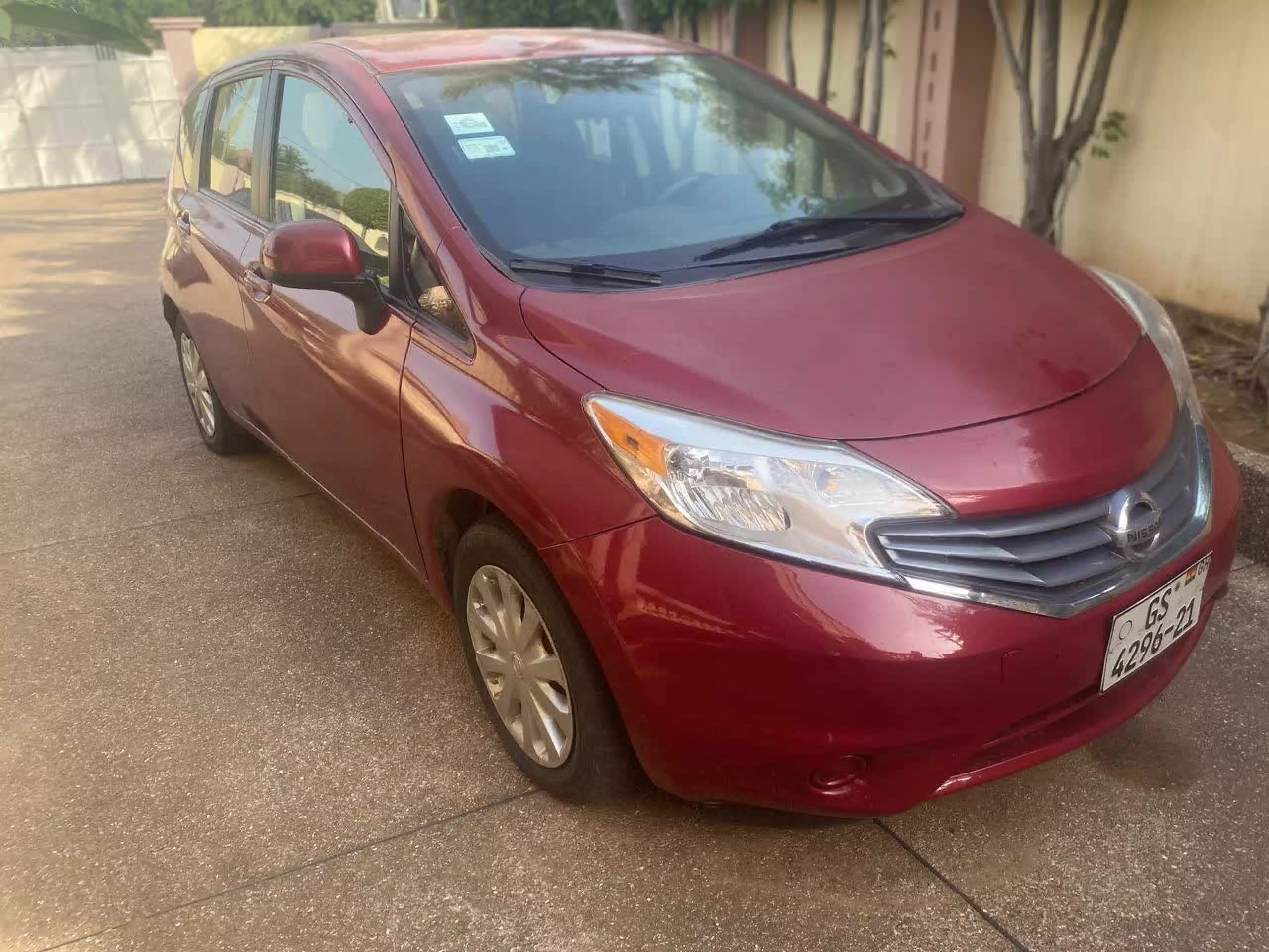 Nissan Versa - 2014