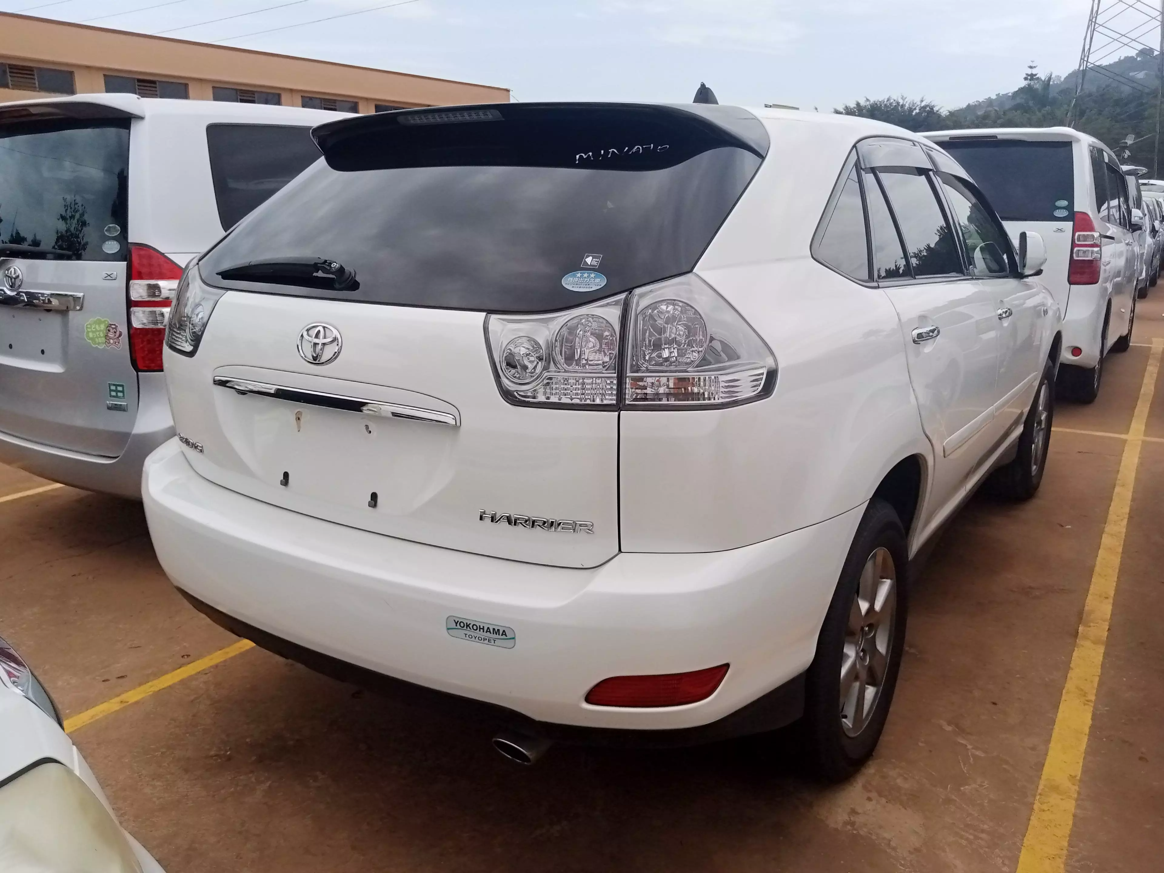 Toyota Harrier - 2011