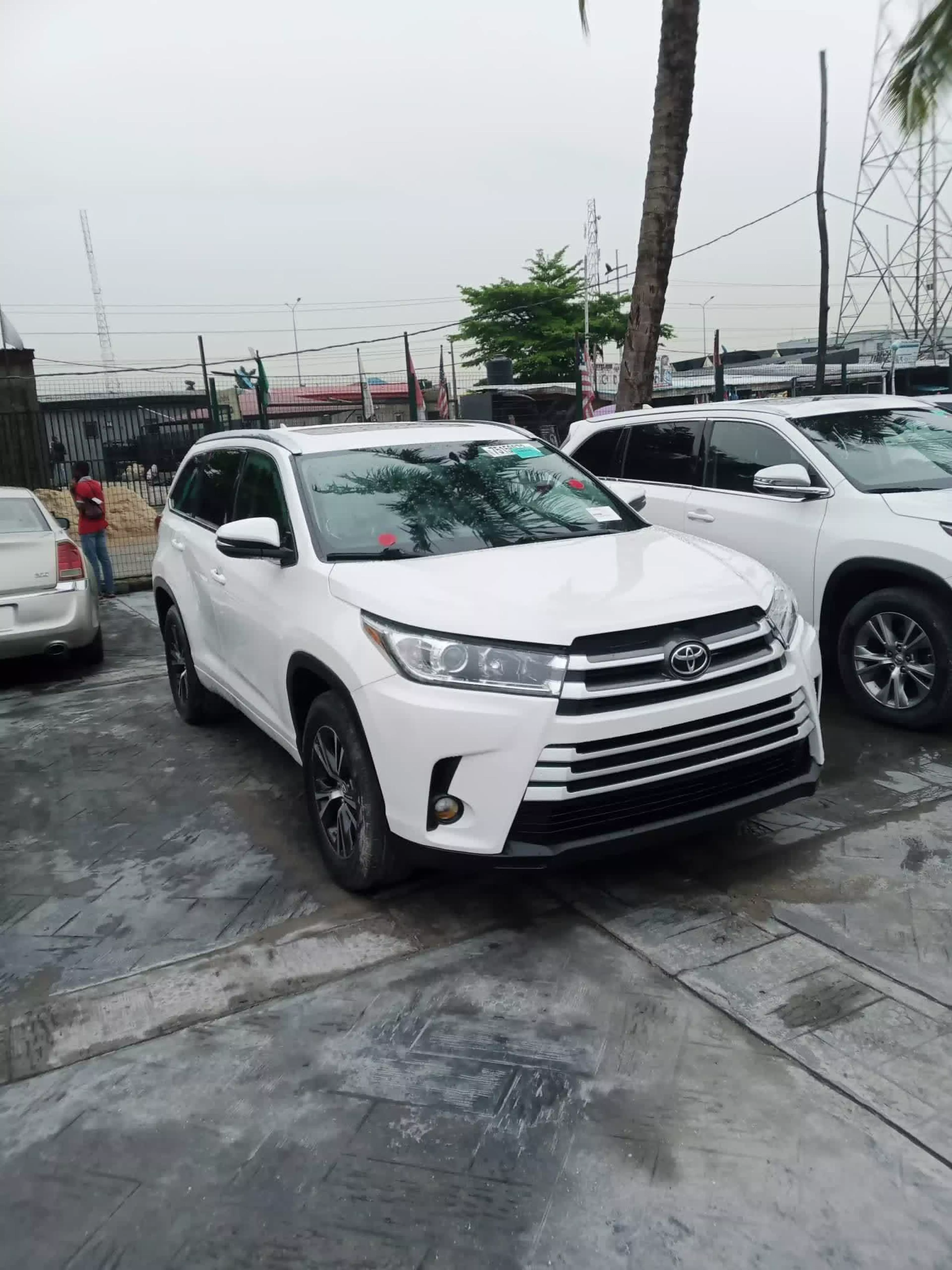 Toyota Highlander  - 2016