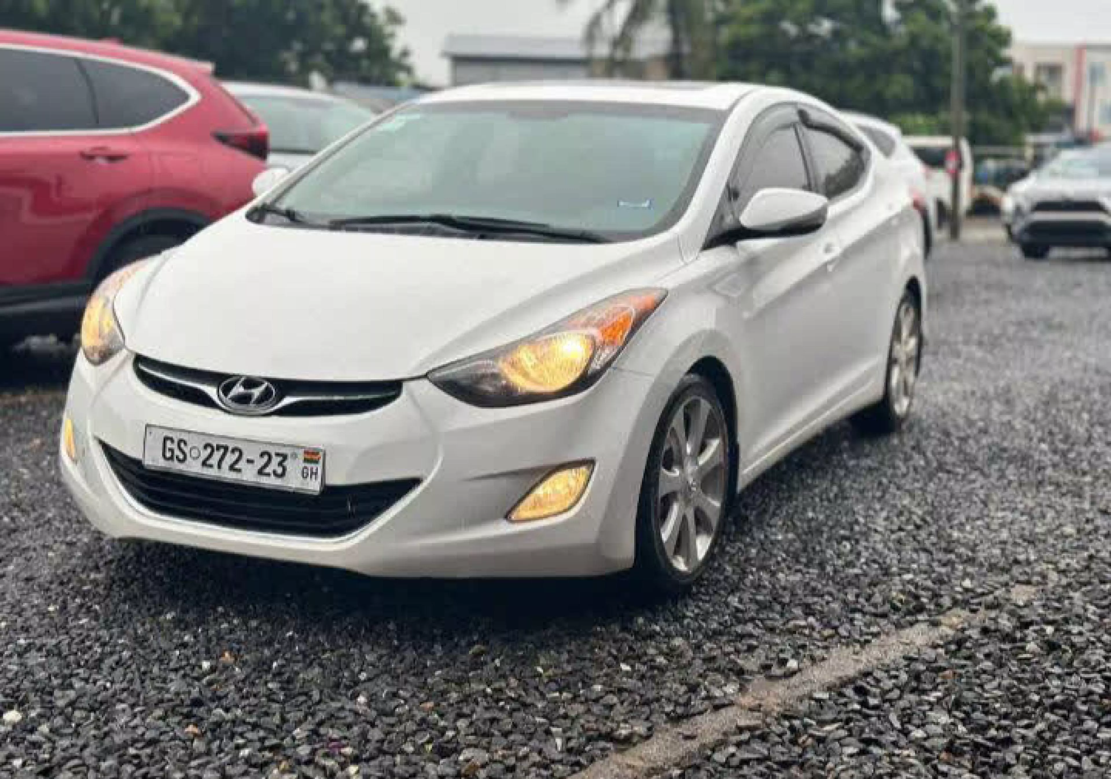 Hyundai Elantra - 2013