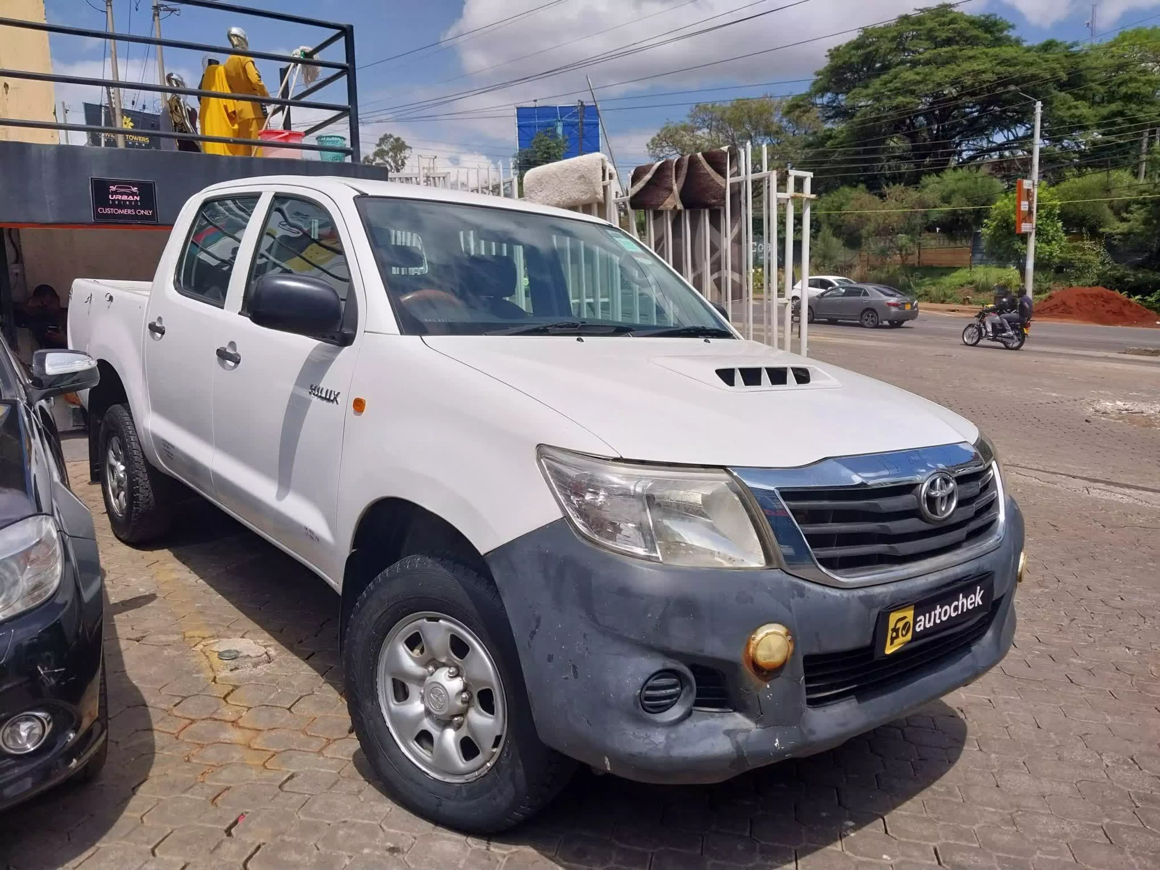 Toyota Hilux - 2011