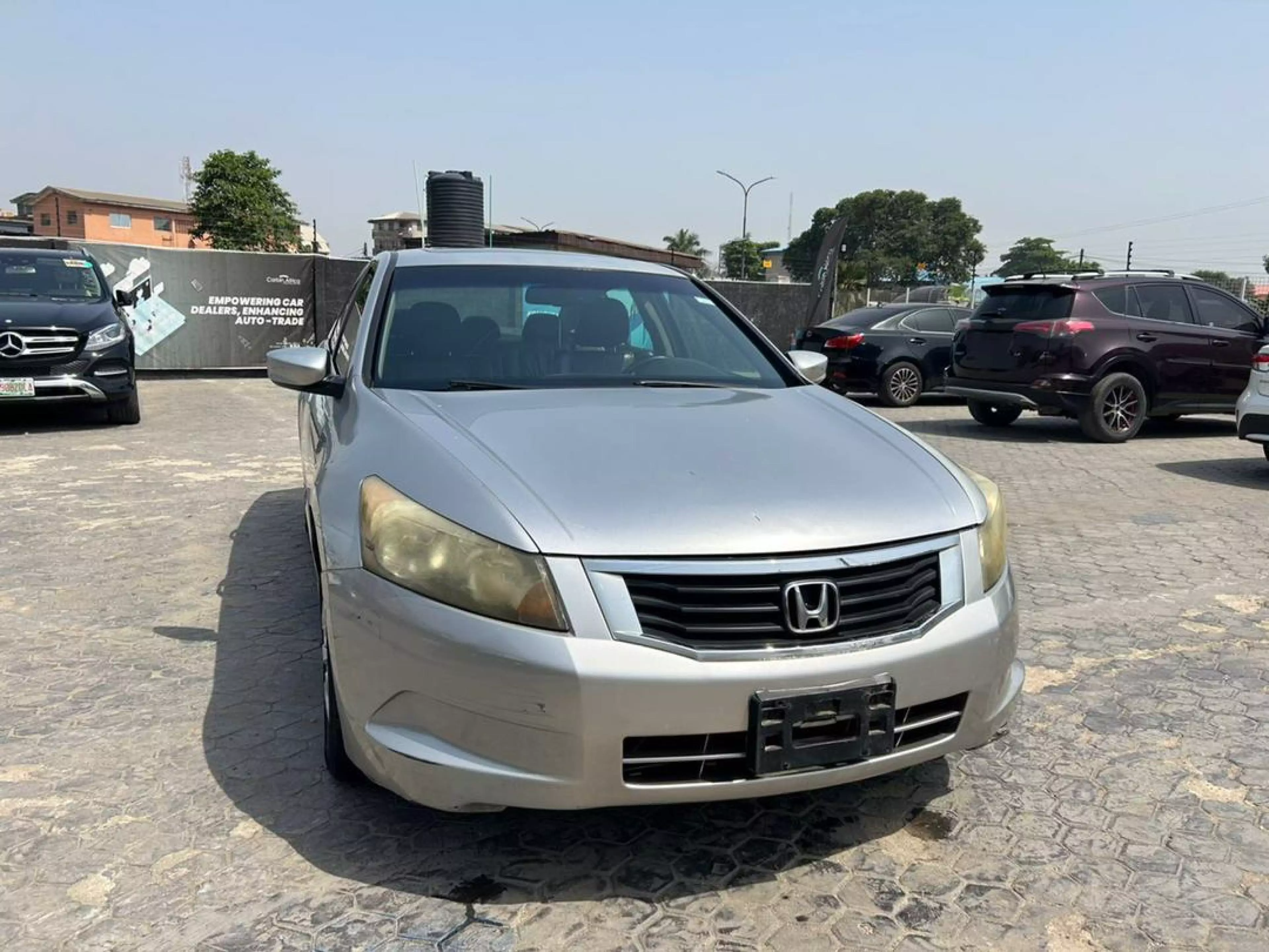 Honda Accord - 2009