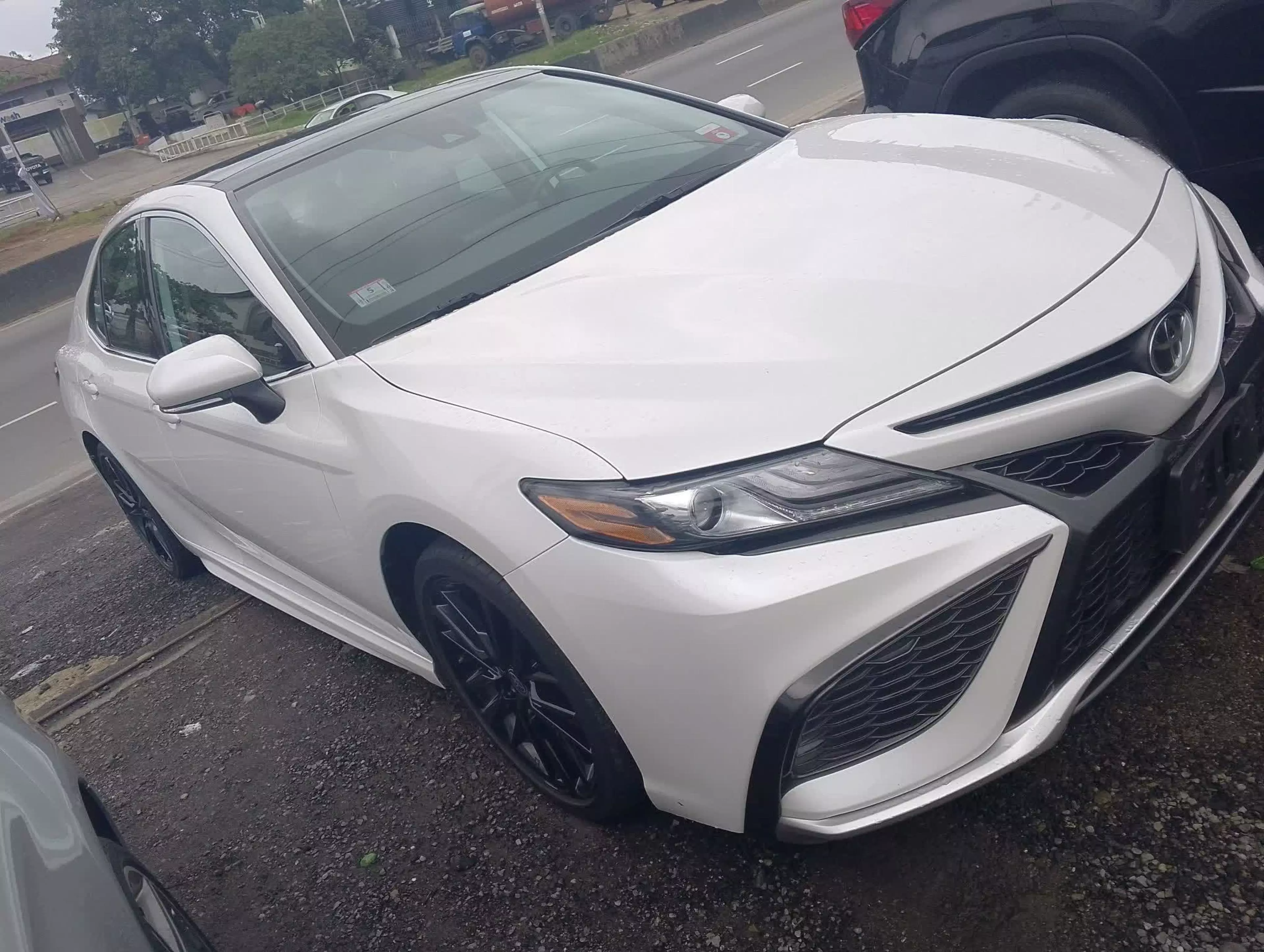 Toyota Camry - 2021