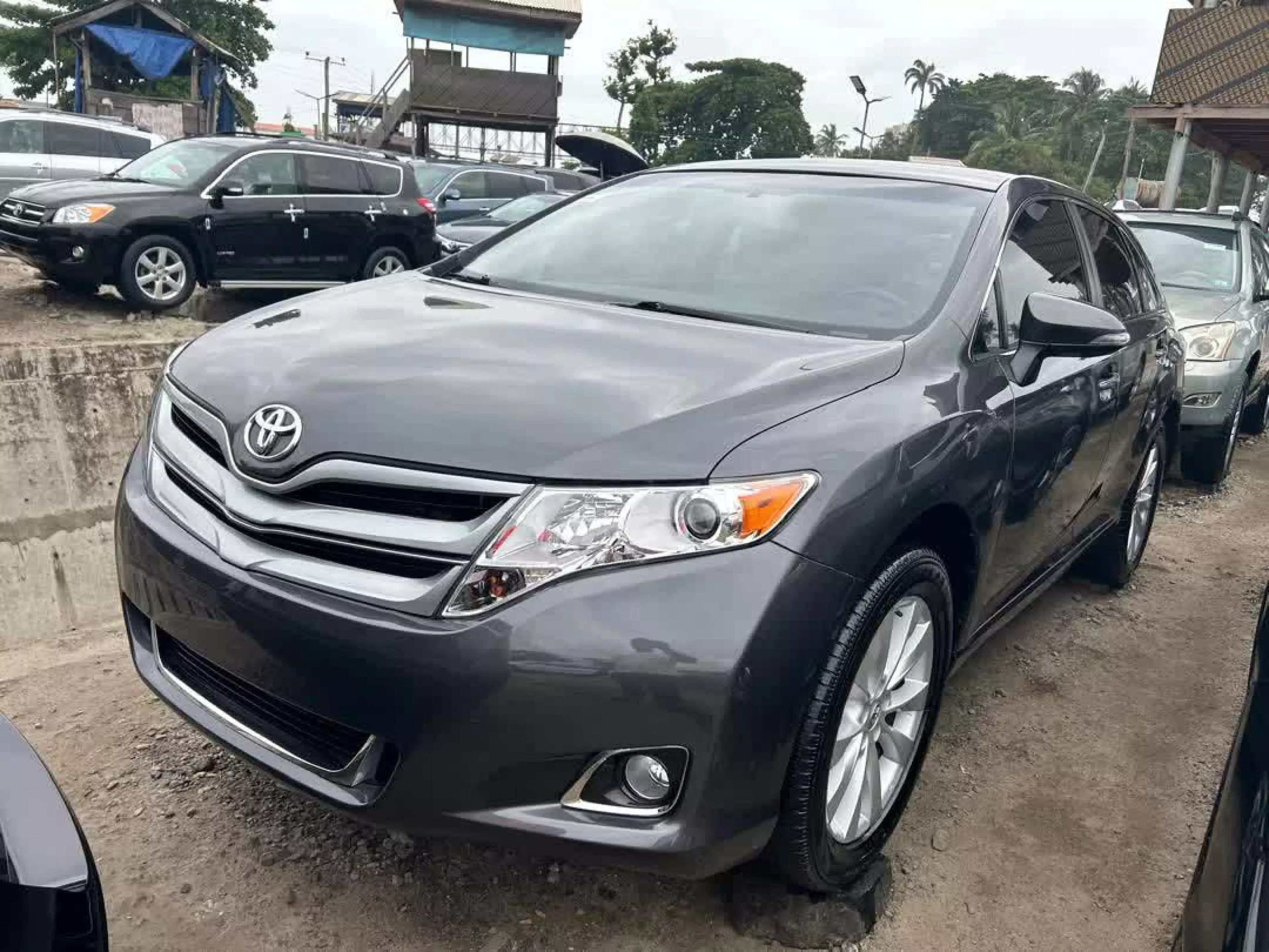 Toyota Venza  - 2013