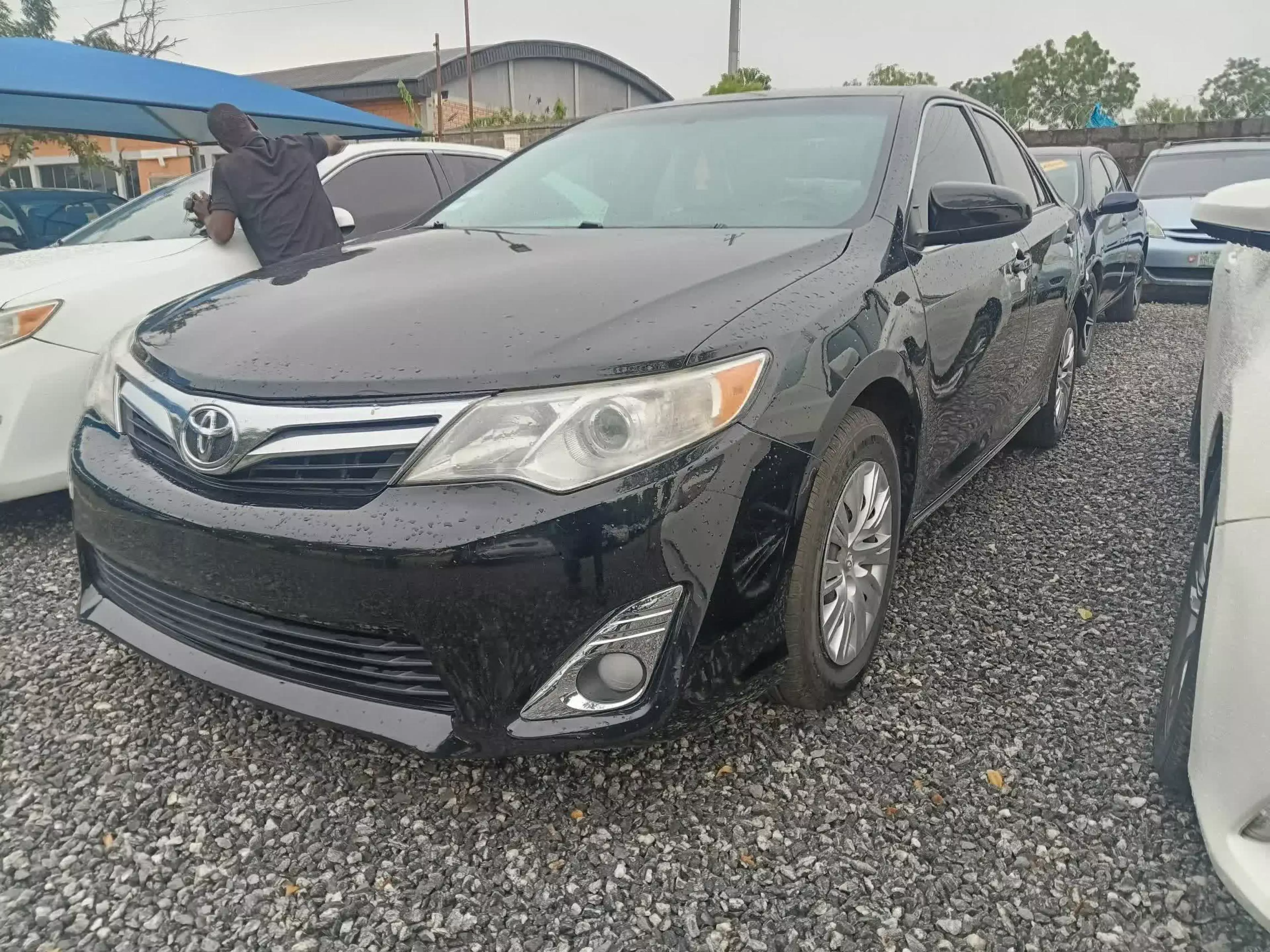 Toyota Camry - 2012