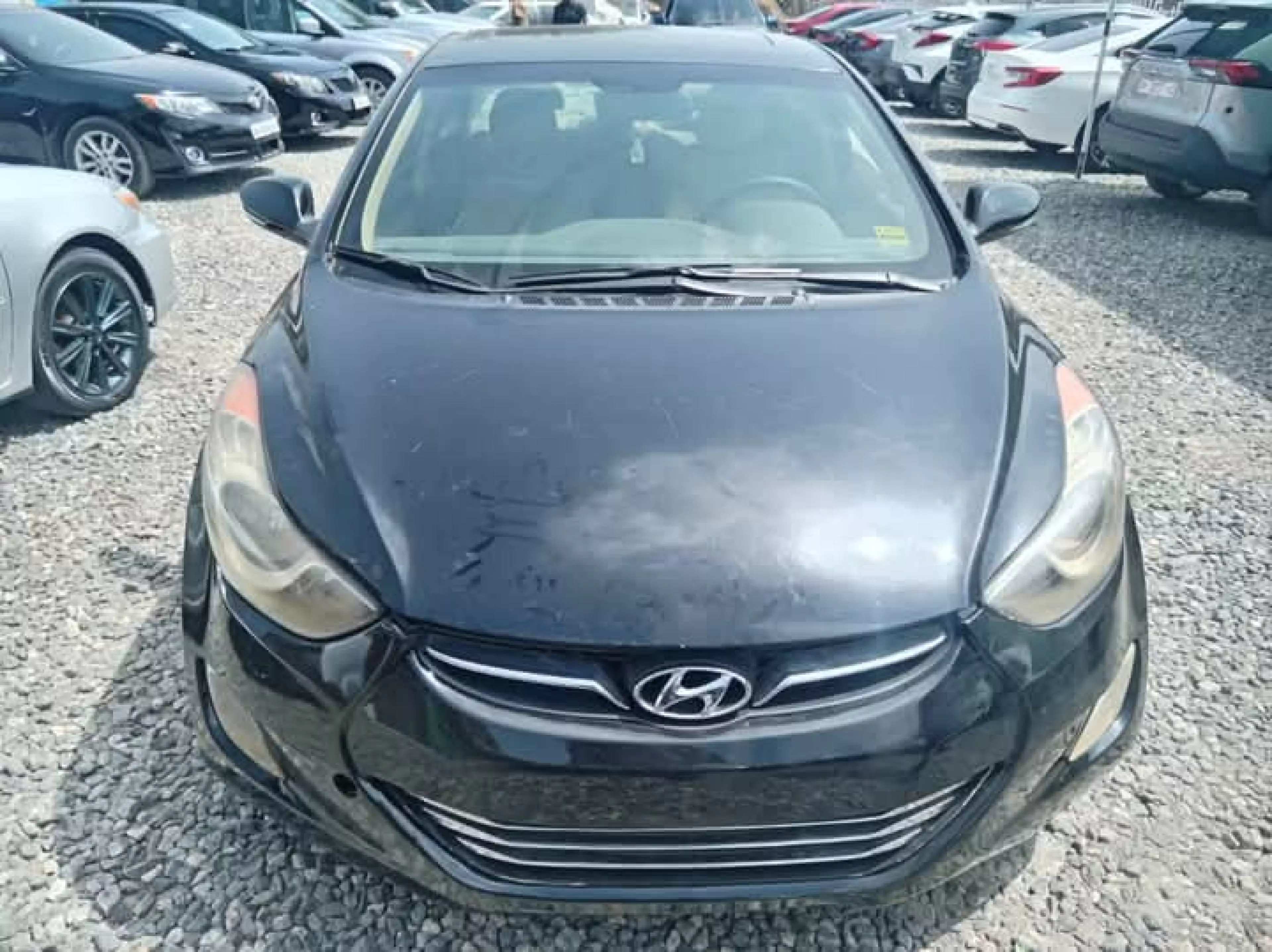 Hyundai Elantra  - 2013