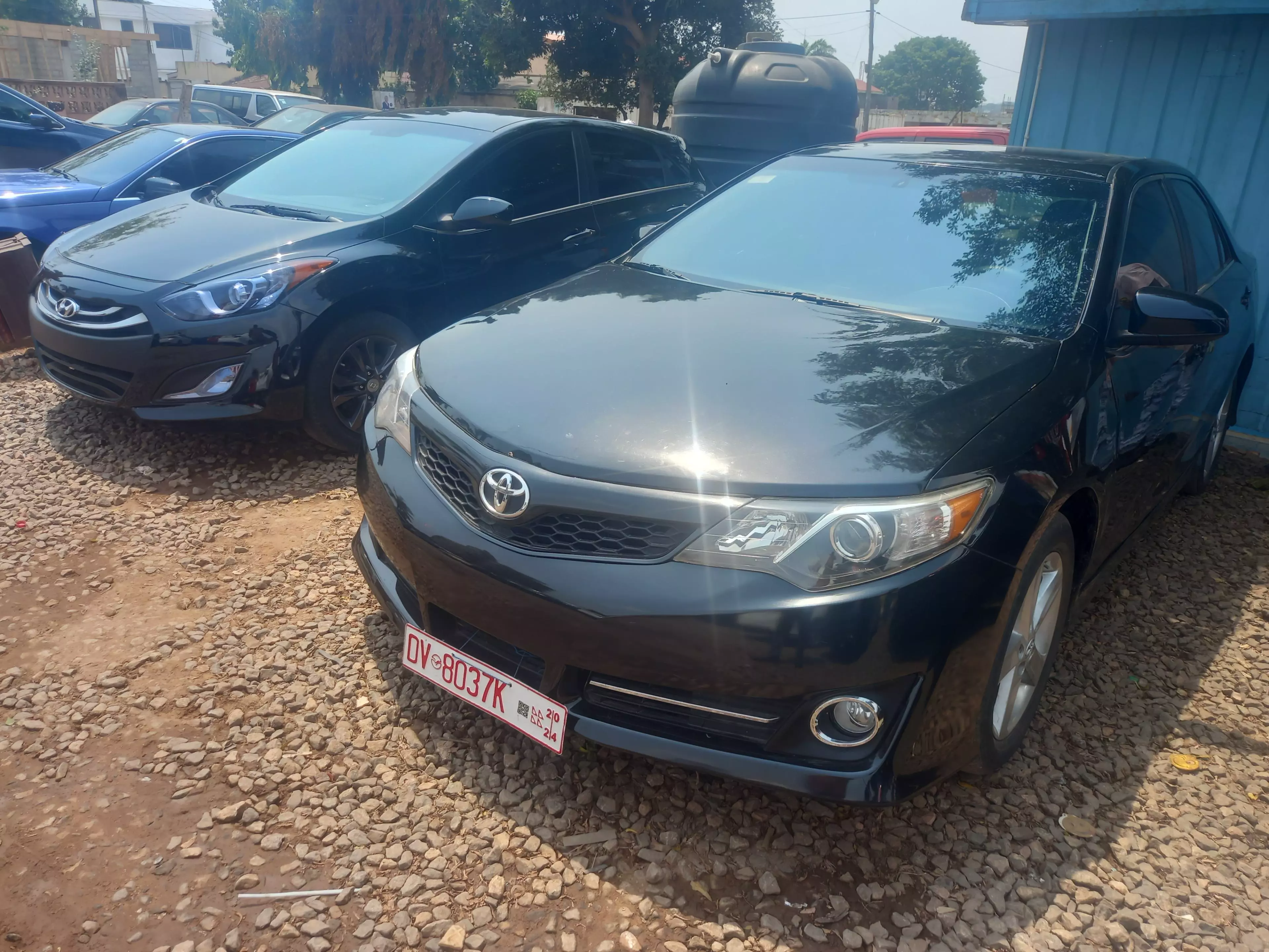 Toyota Camry  - 2014