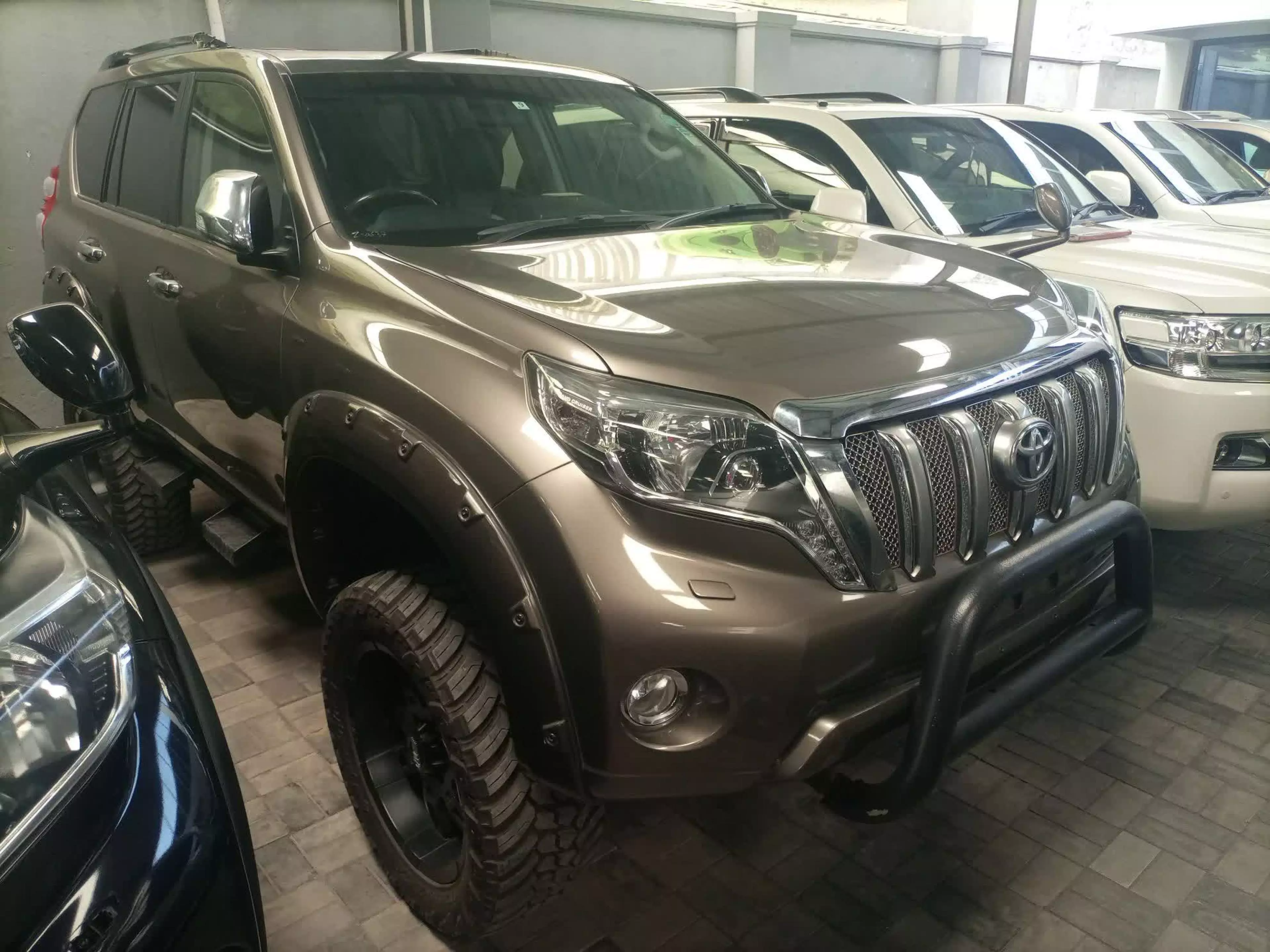 Toyota Landcruiser prado TX  - 2015