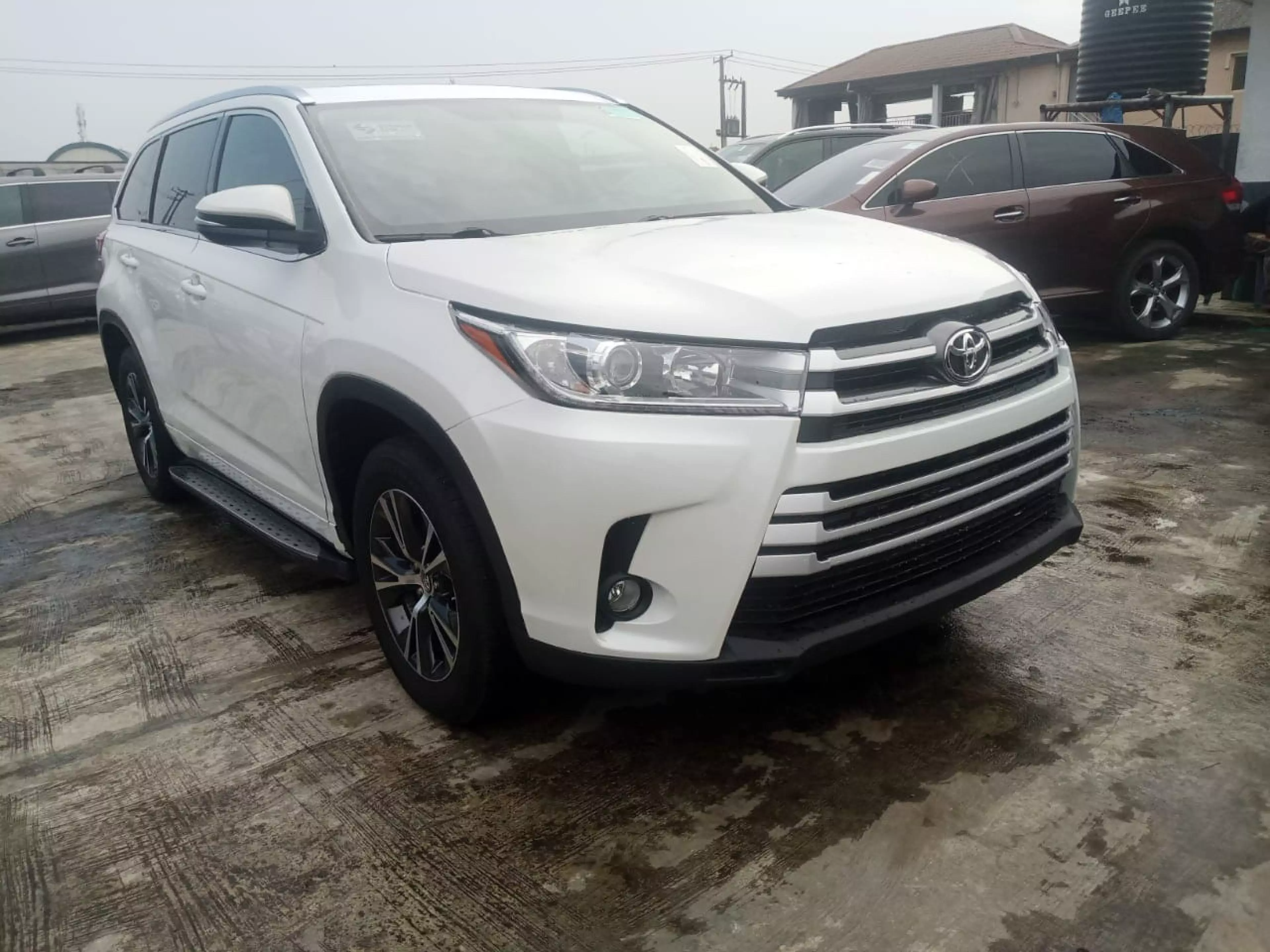 Toyota Highlander - 2016