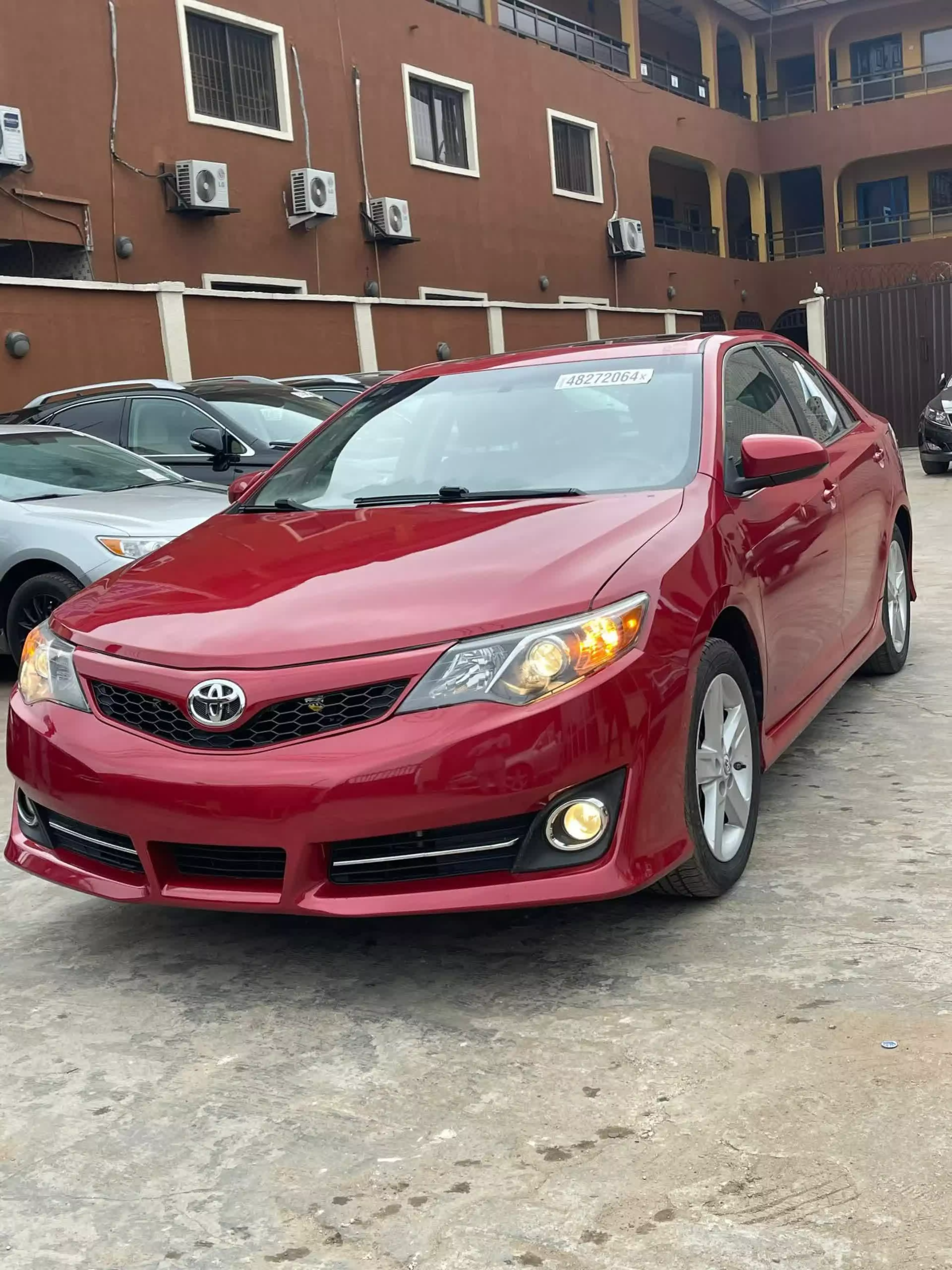 Toyota Camry - 2012