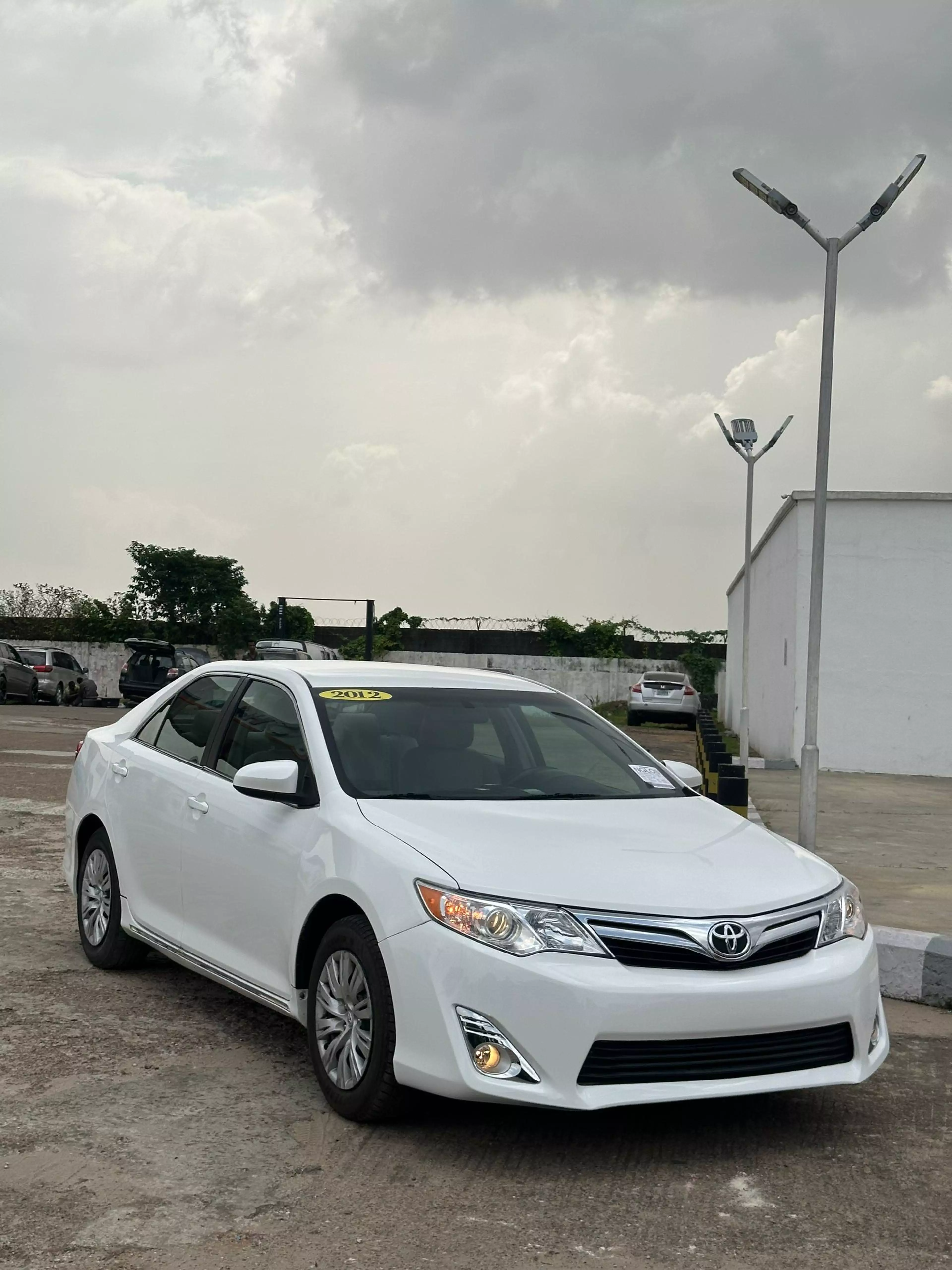 Toyota Camry  - 2012