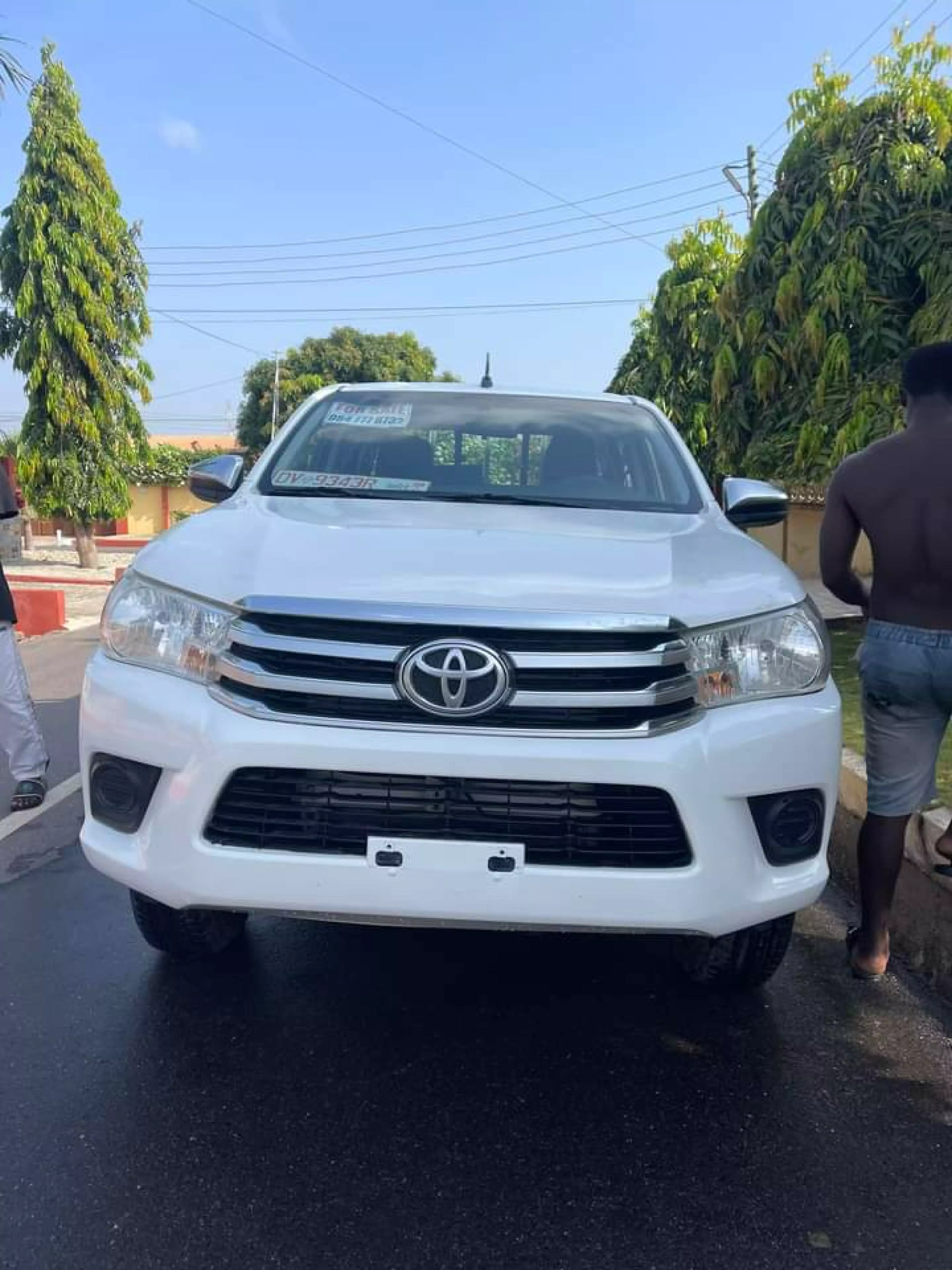 Toyota Hilux  - 2019