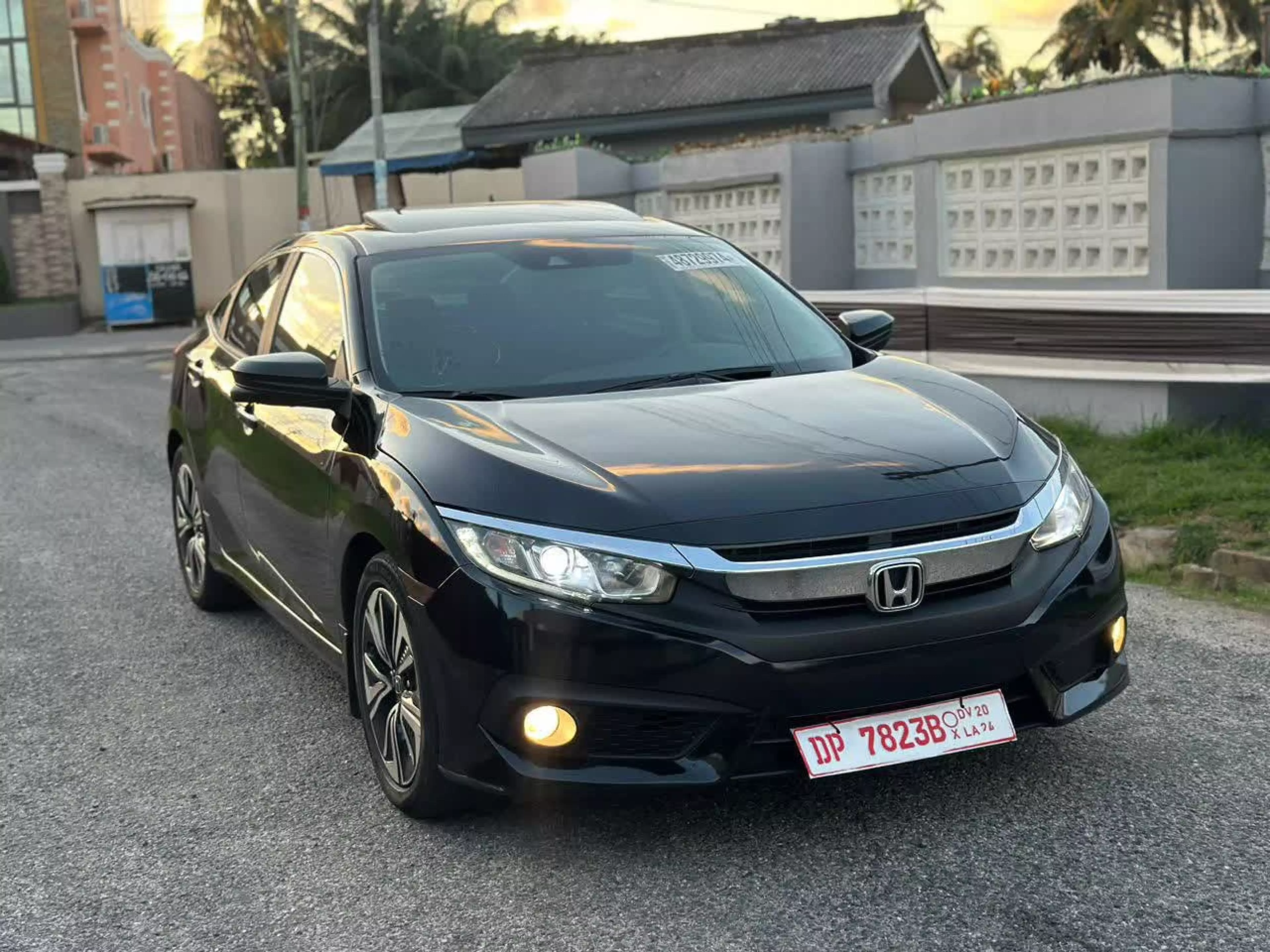 Honda Civic  - 2016