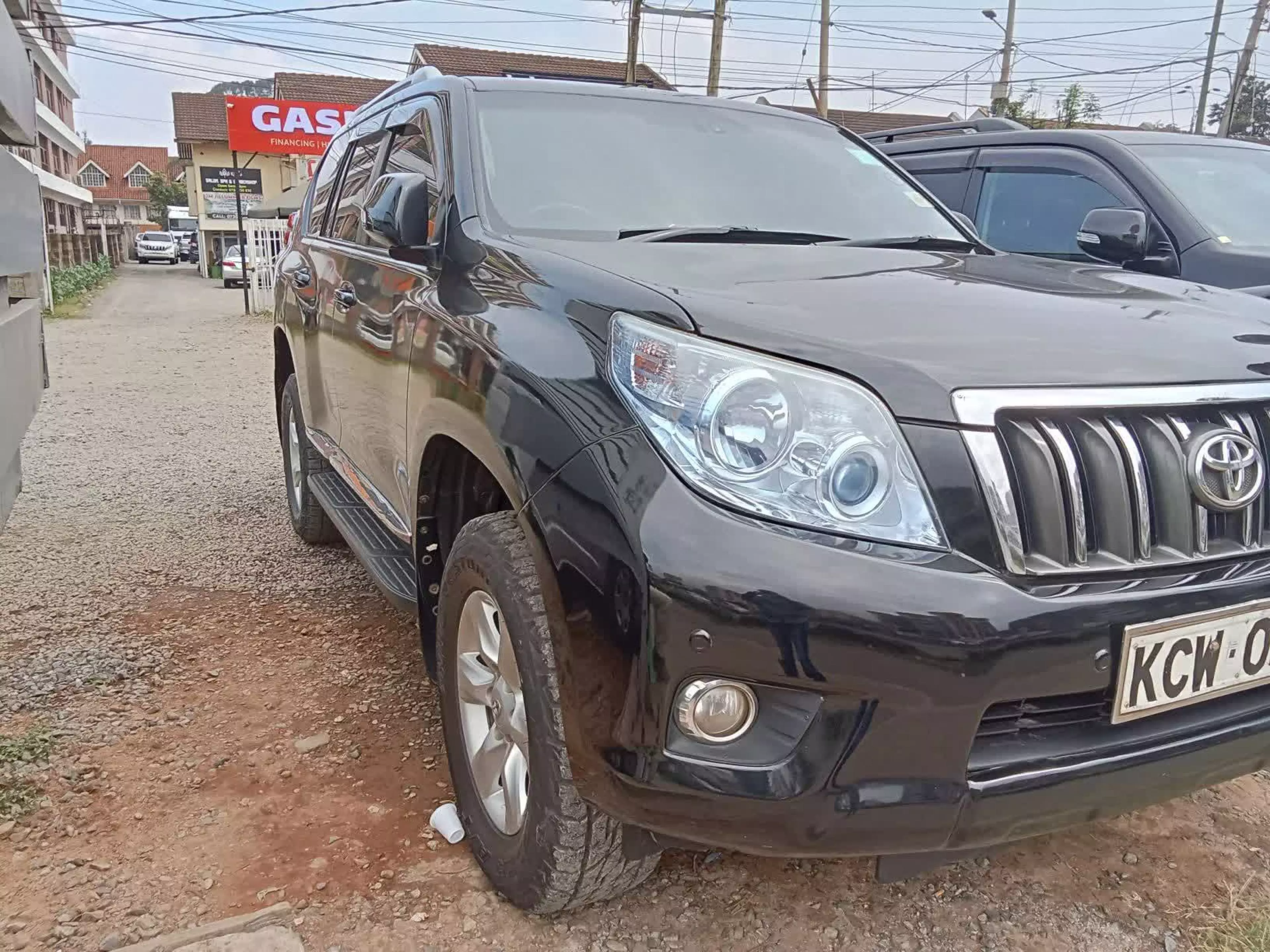 Toyota Land Cruiser Prado TX L - 2012