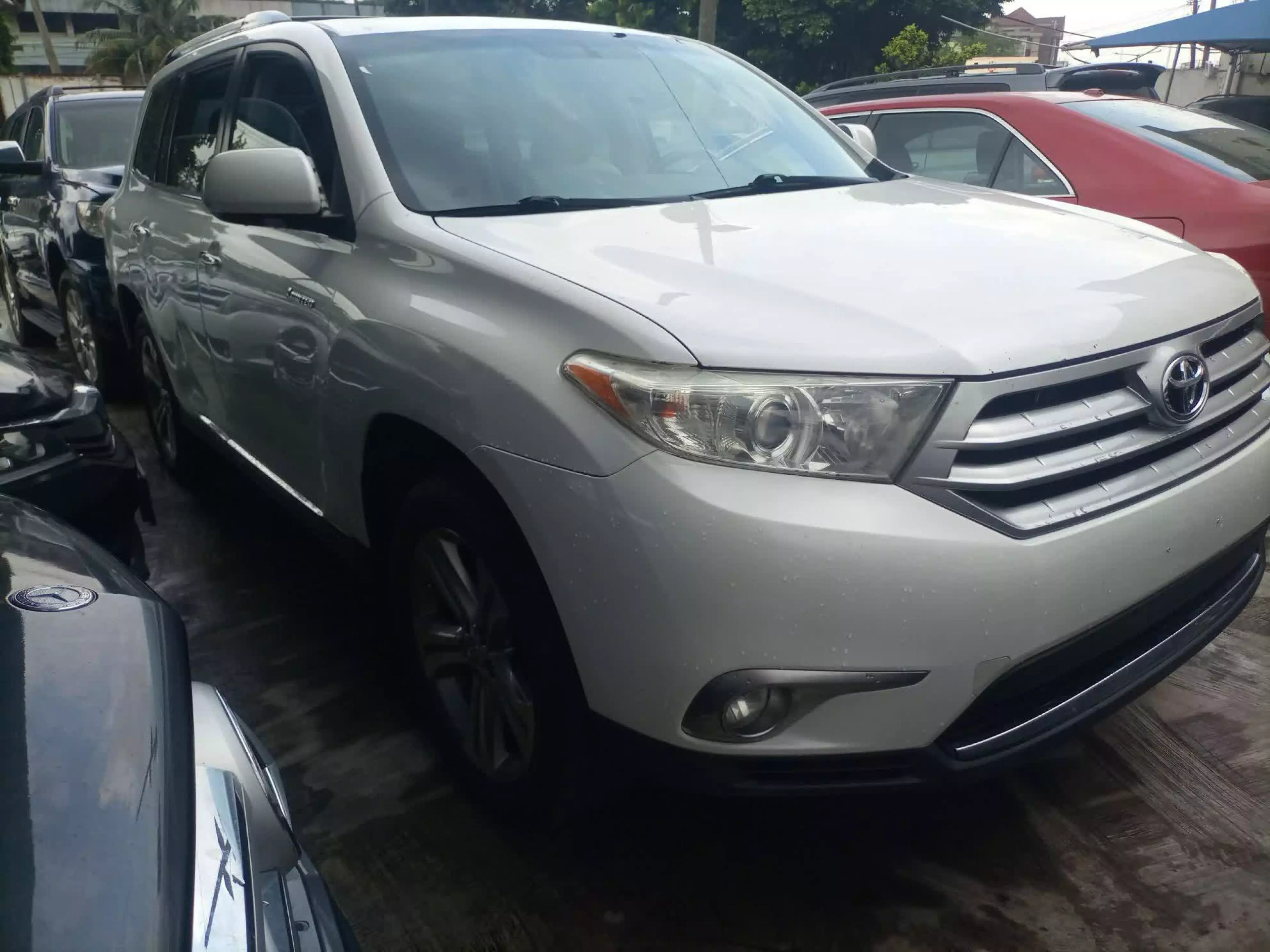 Toyota Highlander - 2011