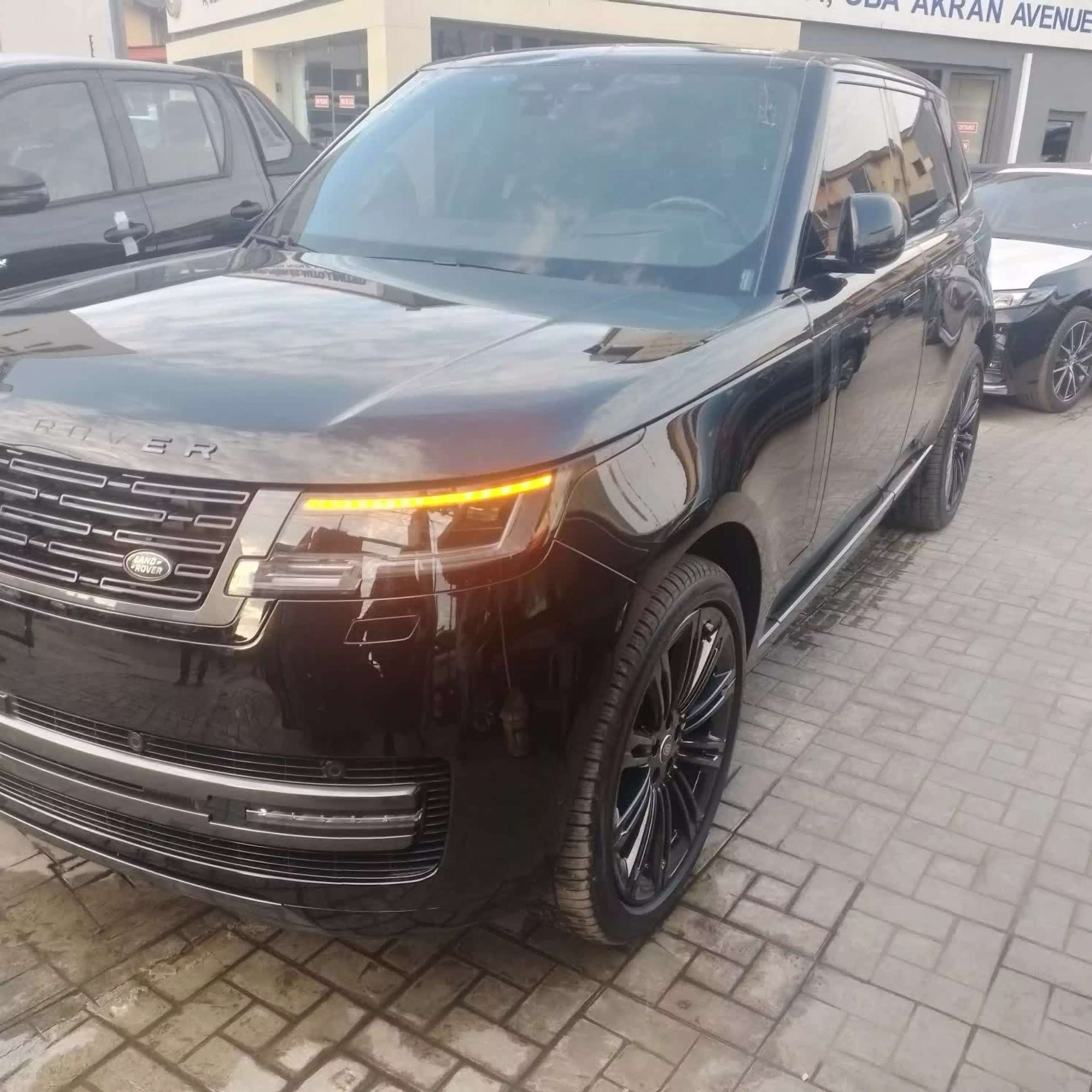 Land Rover Range Rover  - 2024