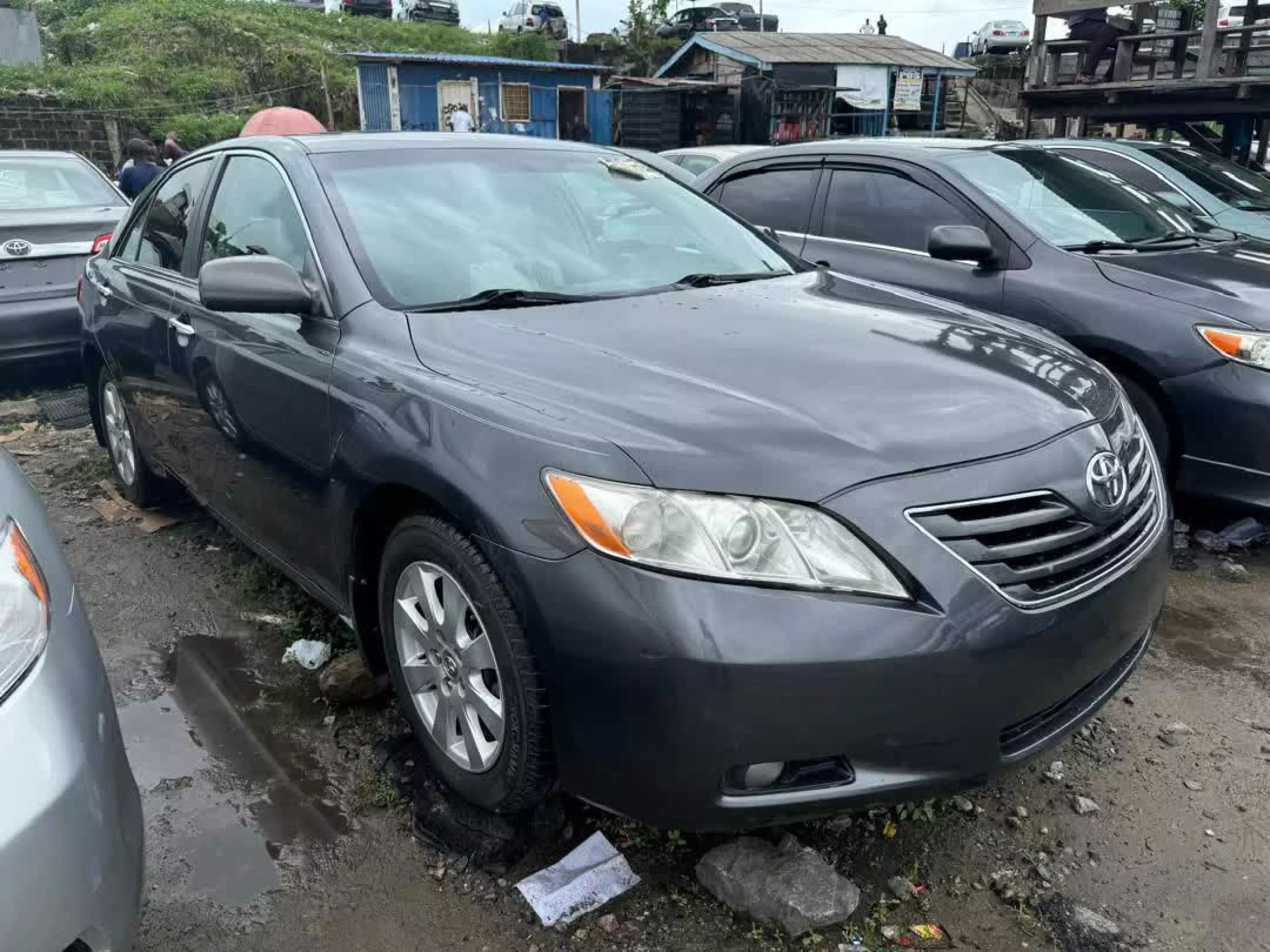 Toyota Camry  - 2008