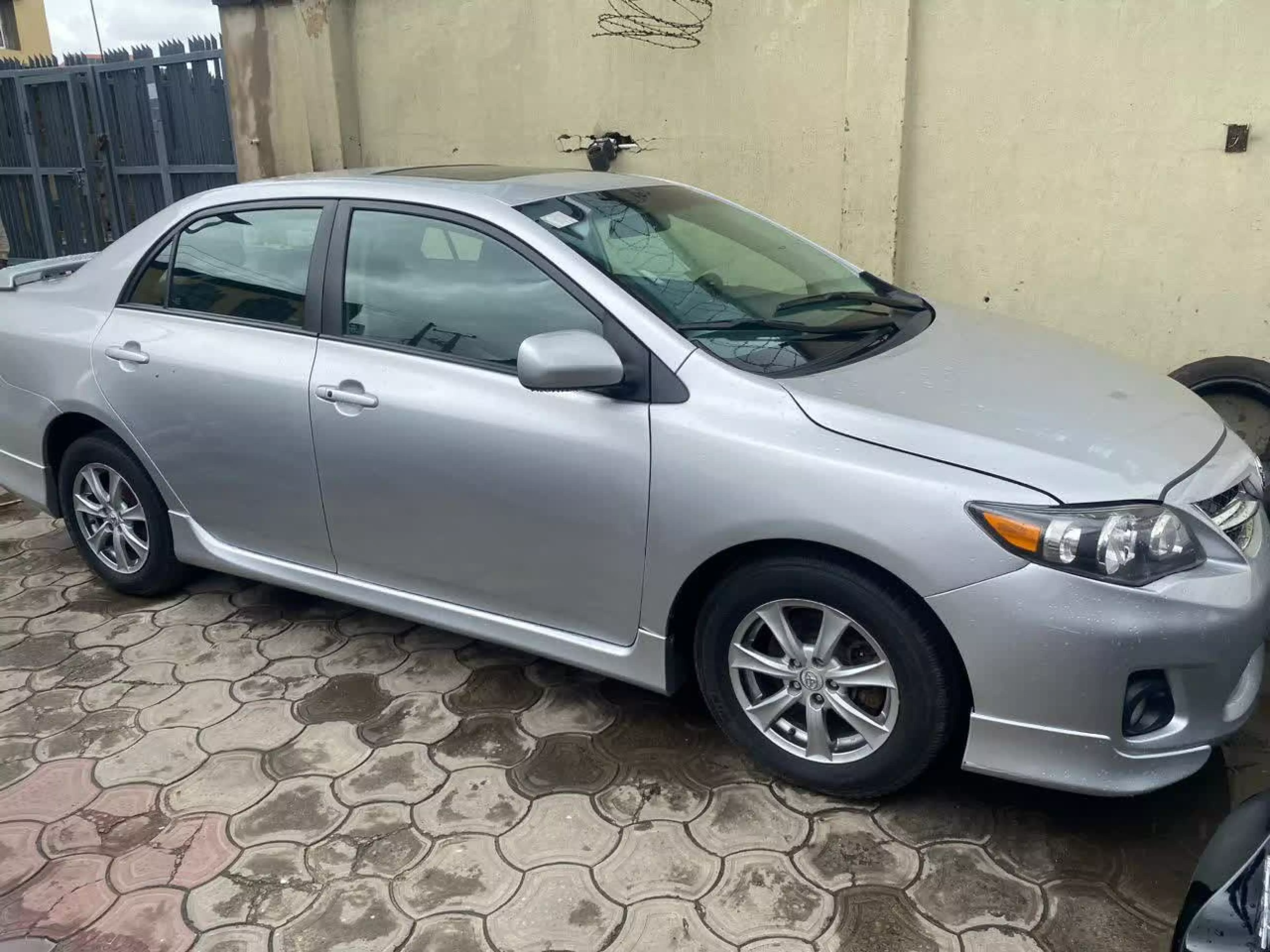 Toyota Corolla - 2013