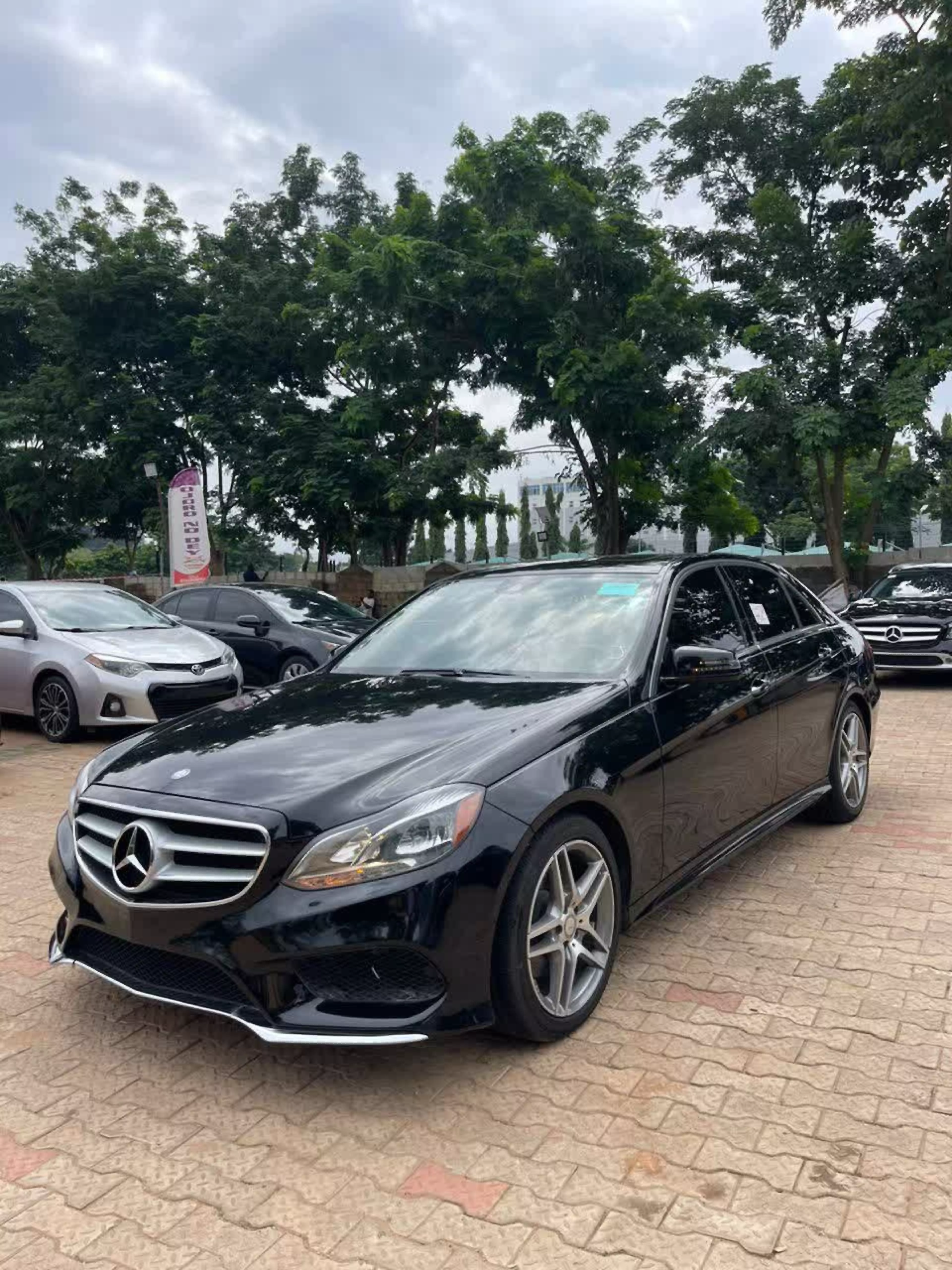 Mercedes-Benz E 350 - 2014