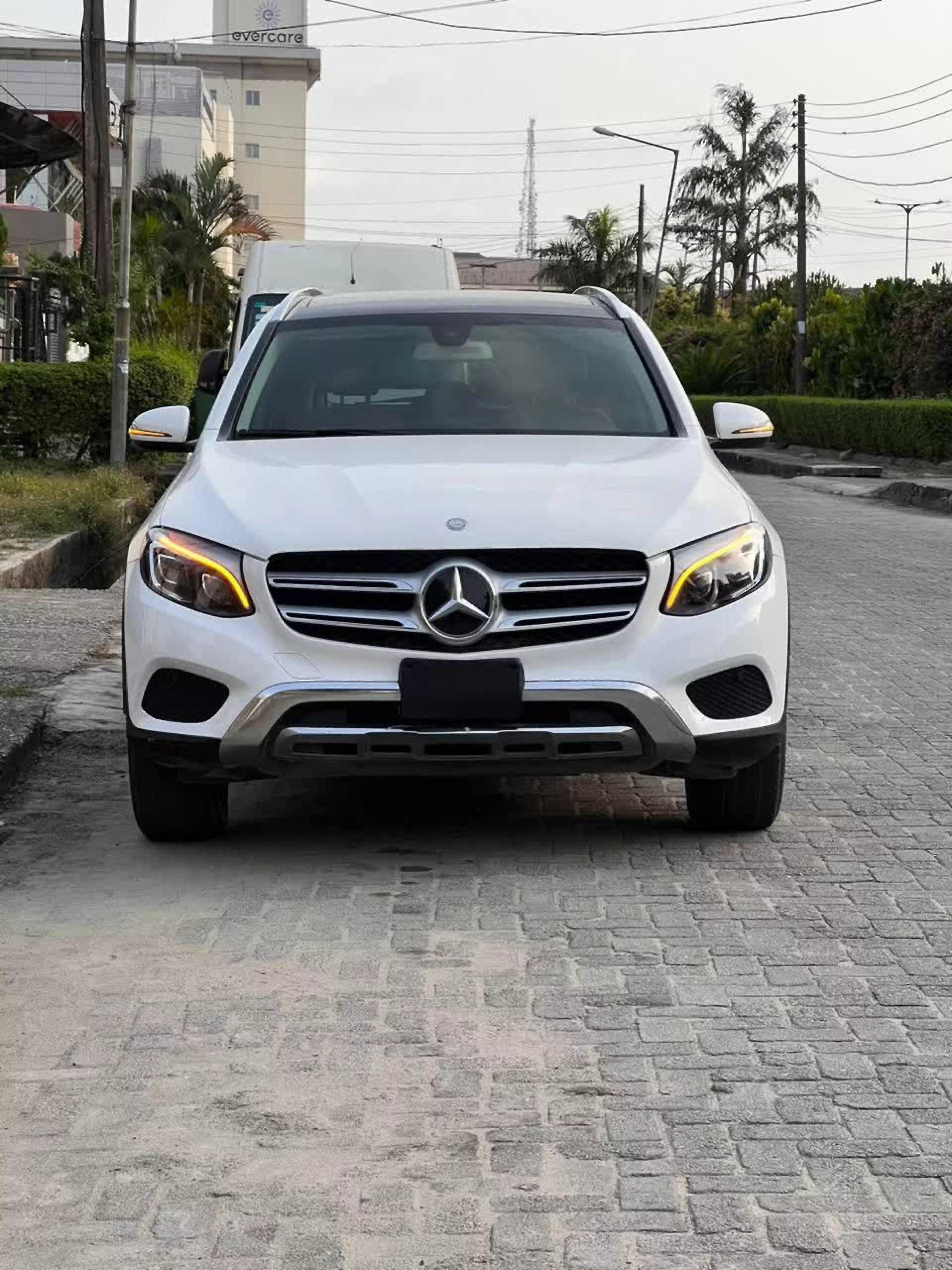 Mercedes-Benz GLC 300  - 2017