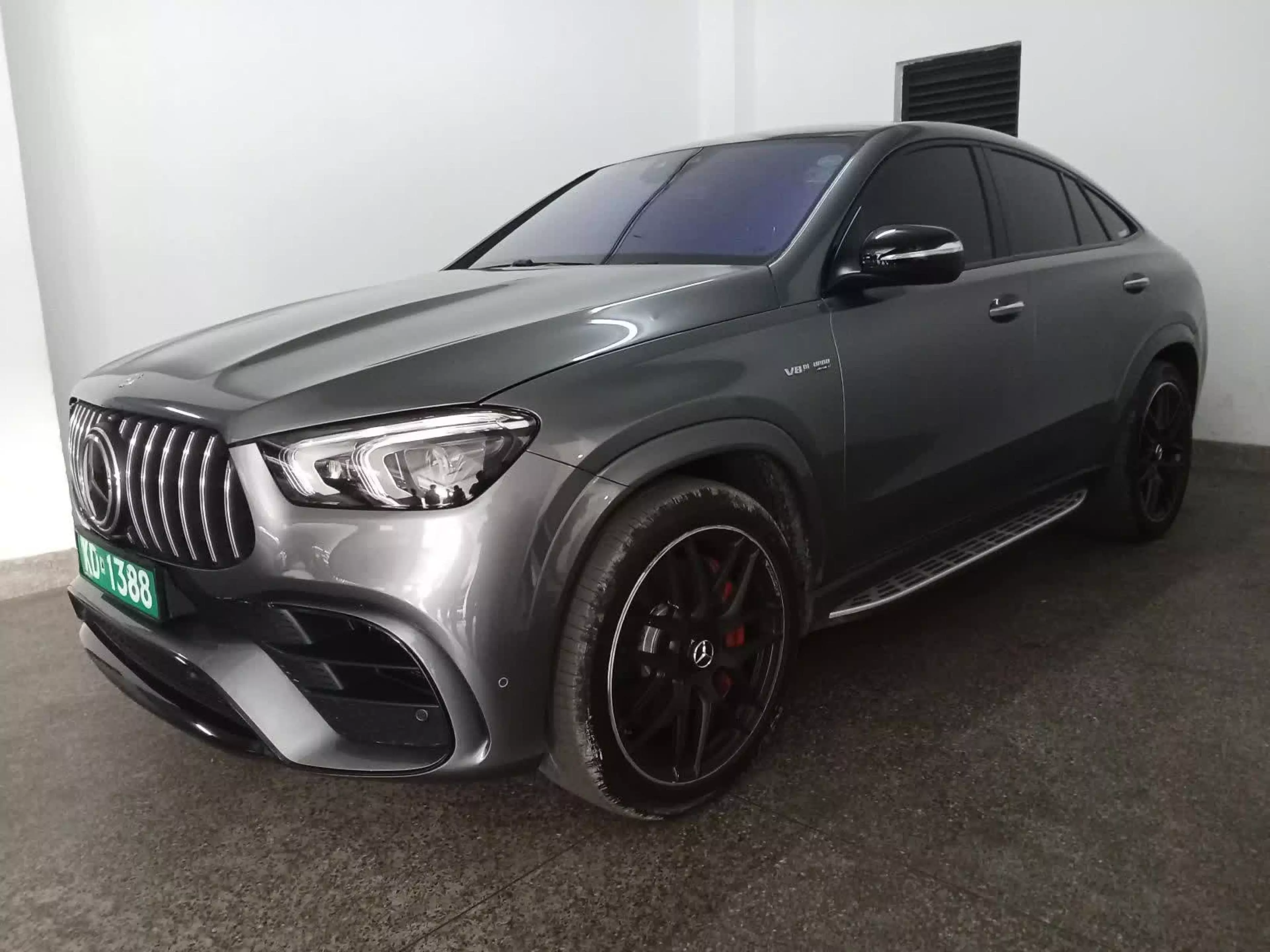 Mercedes-Benz GLE 63 AMG - 2021