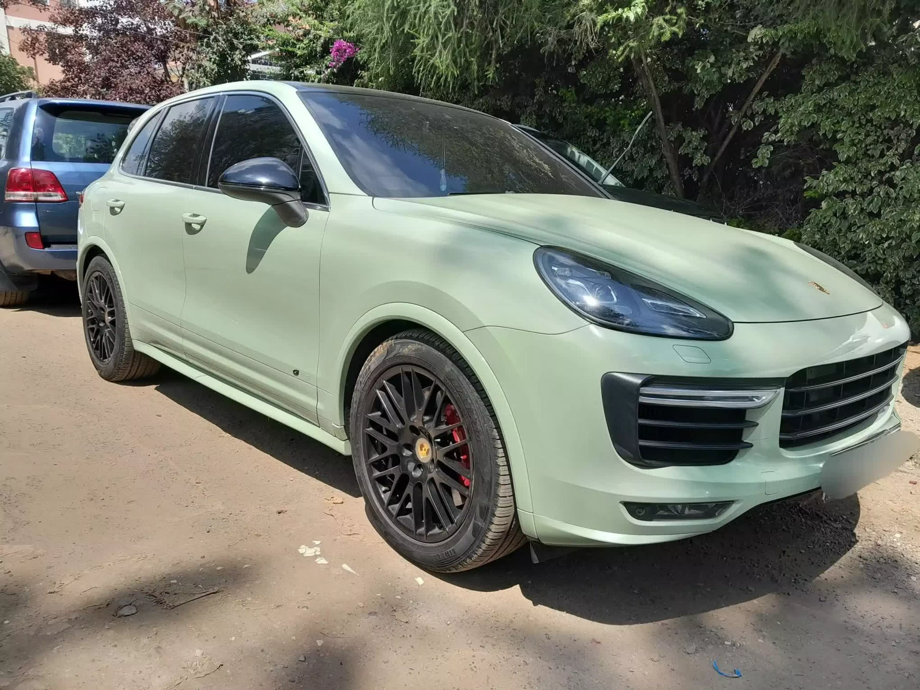 Porsche Cayenne - 2015