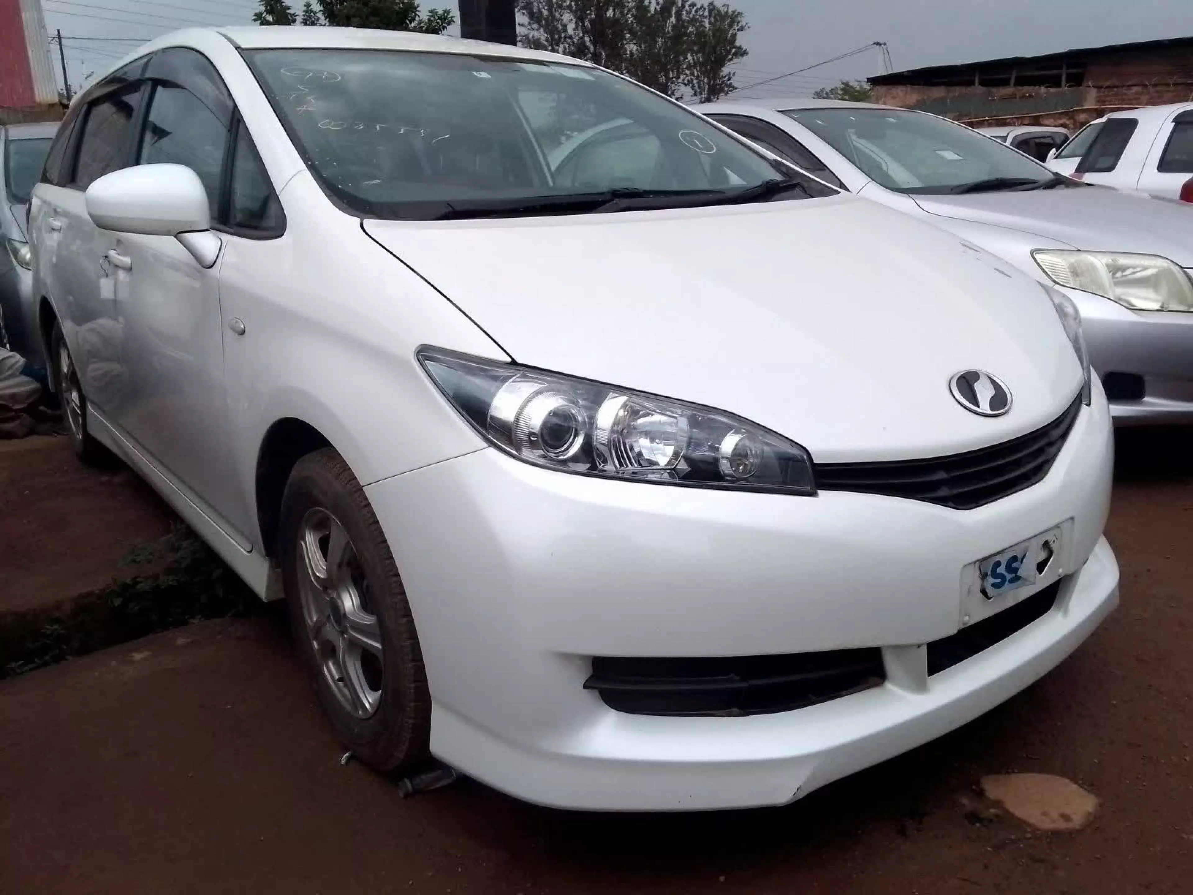 Toyota Wish  - 2010