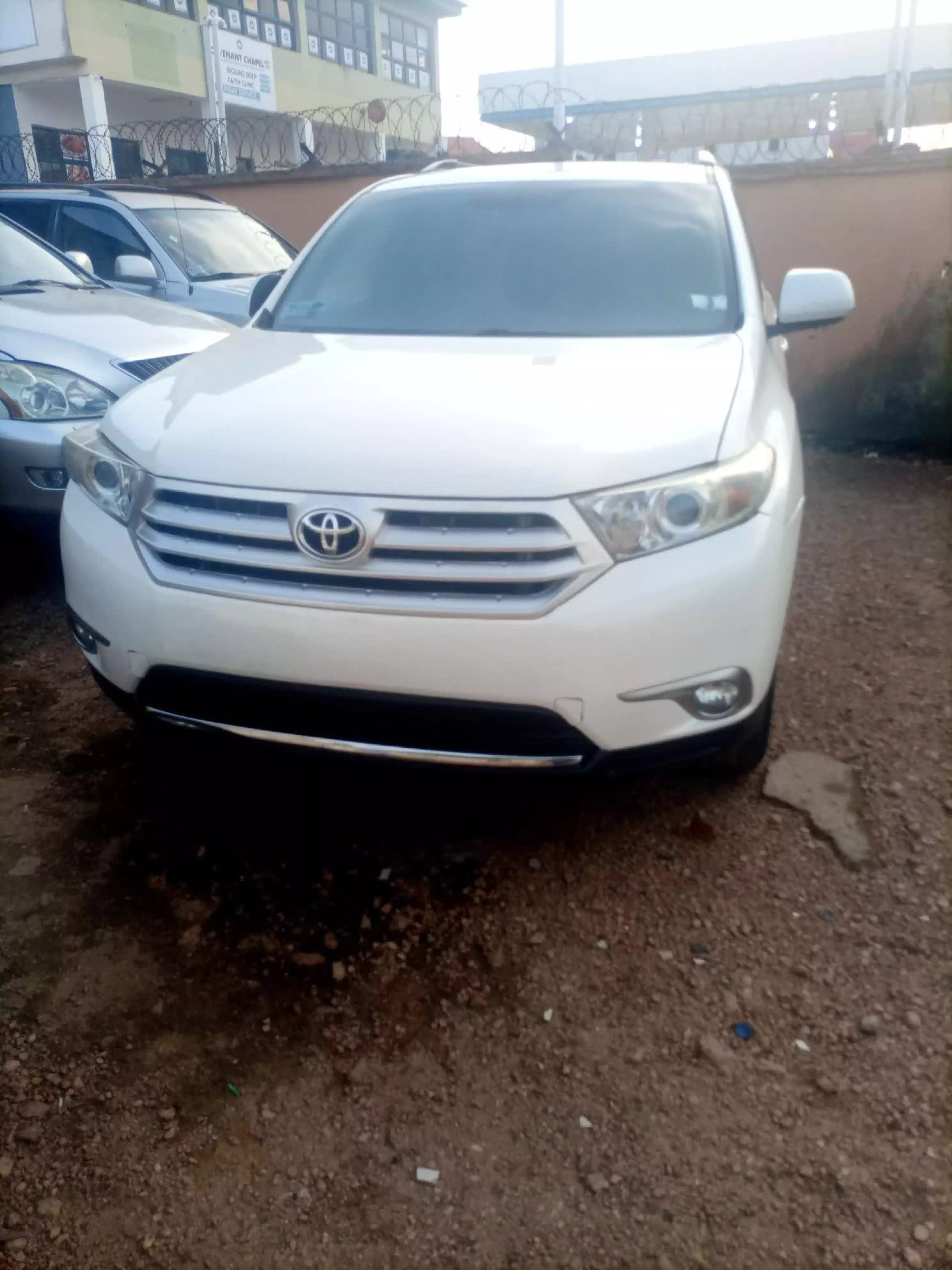 Toyota Highlander  - 2011