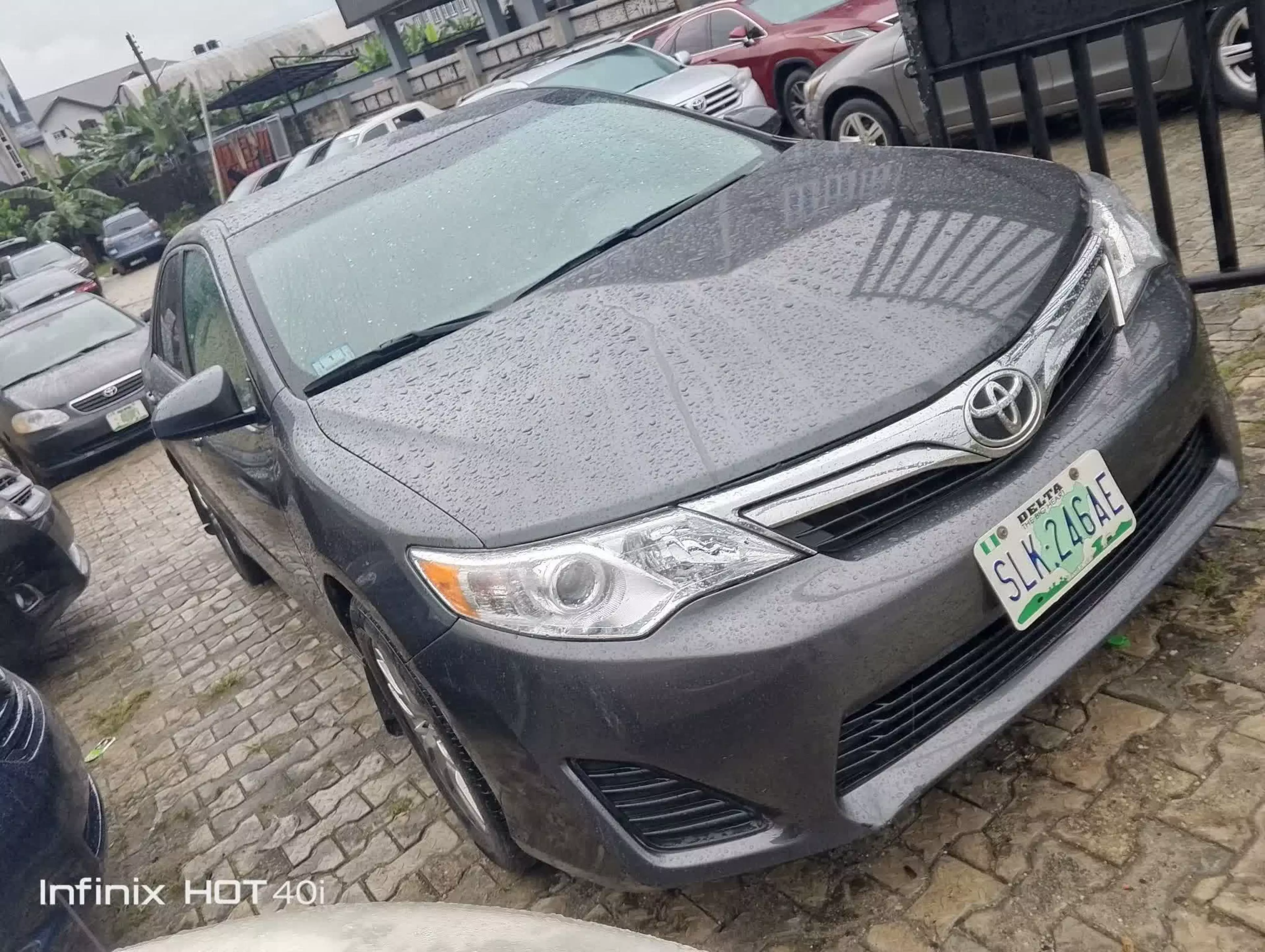 Toyota Camry - 2012