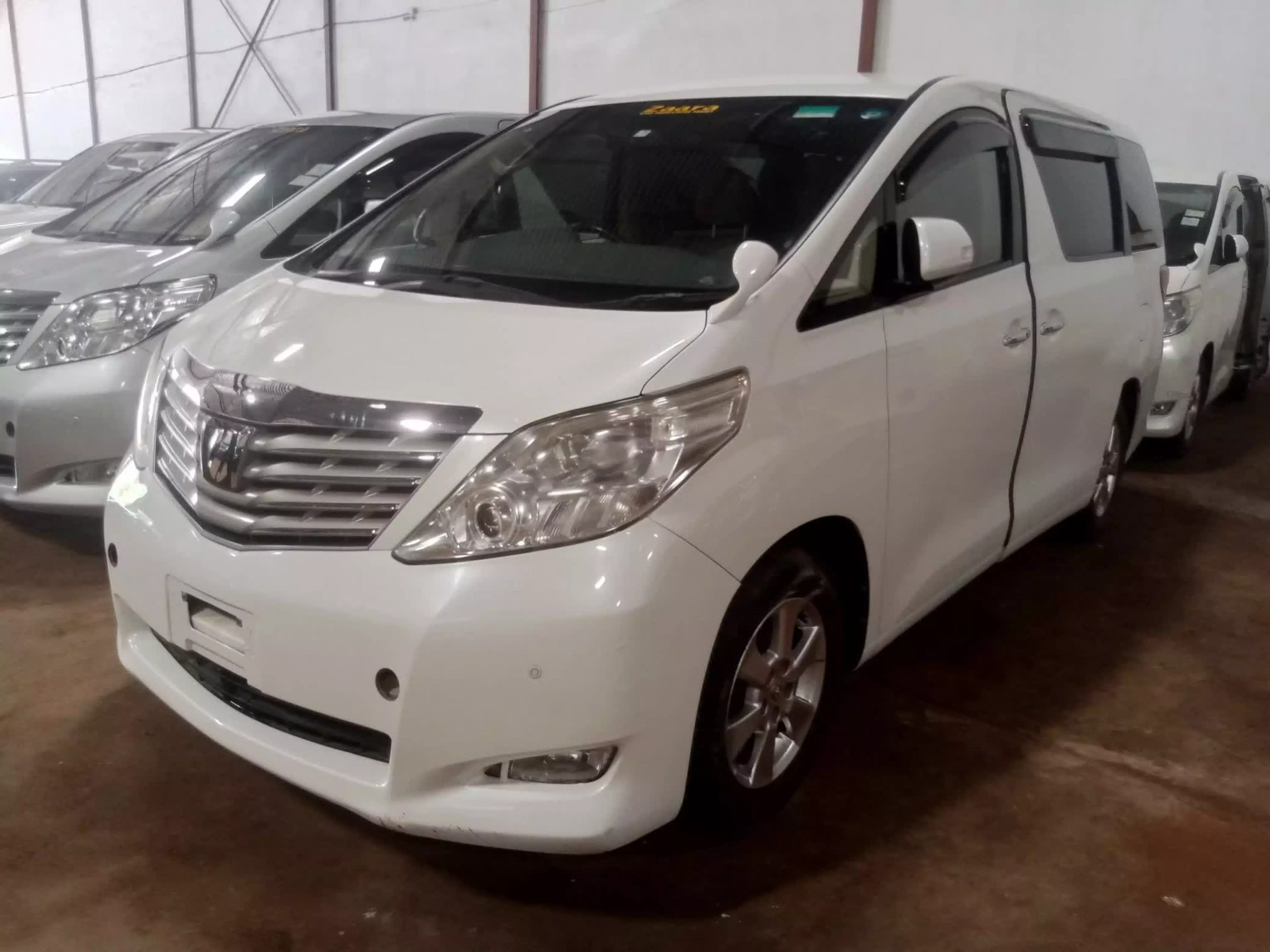 Toyota Alphard - 2009